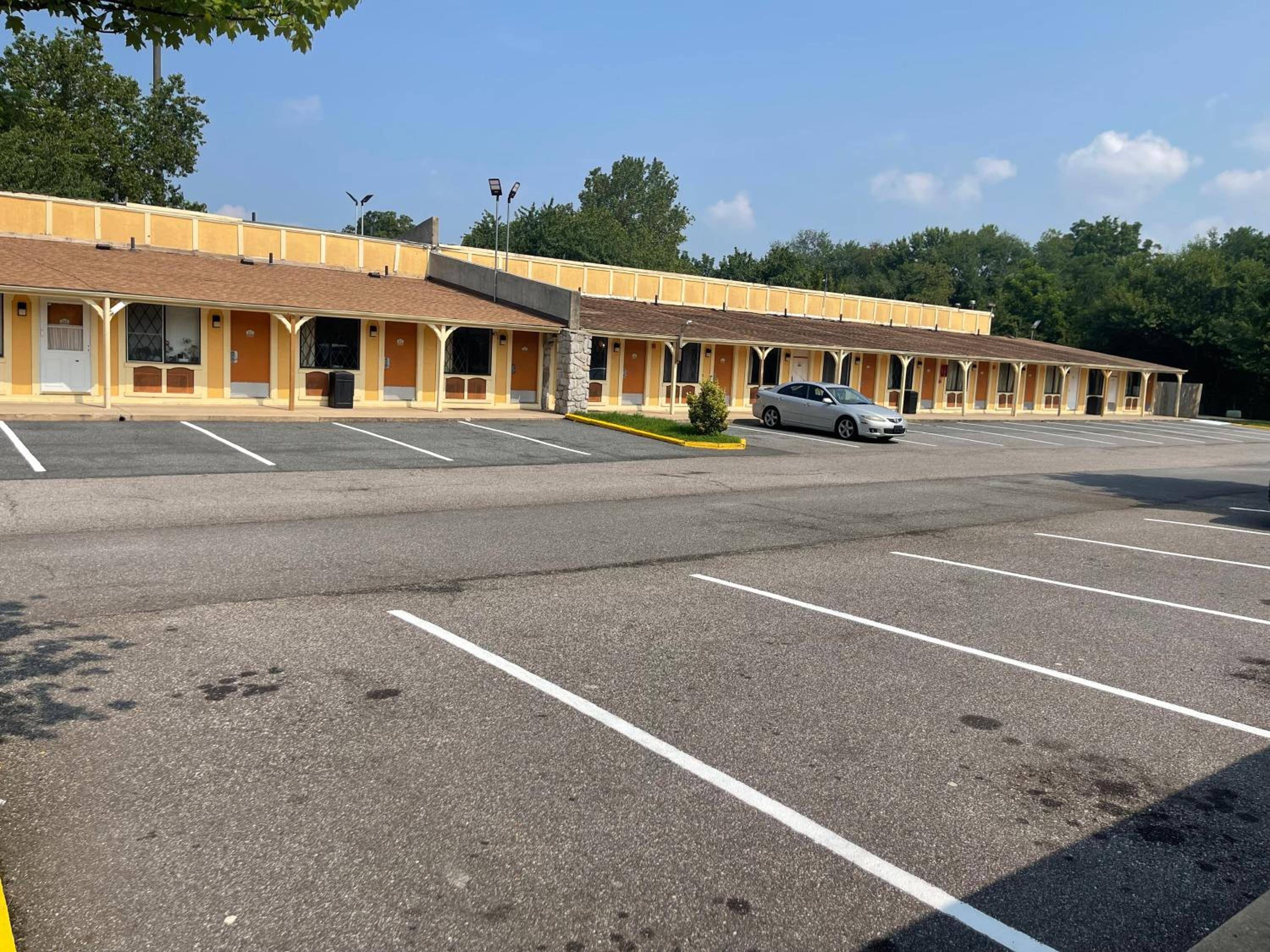 Wilmington Vacations - Superlodge - Property Image 2