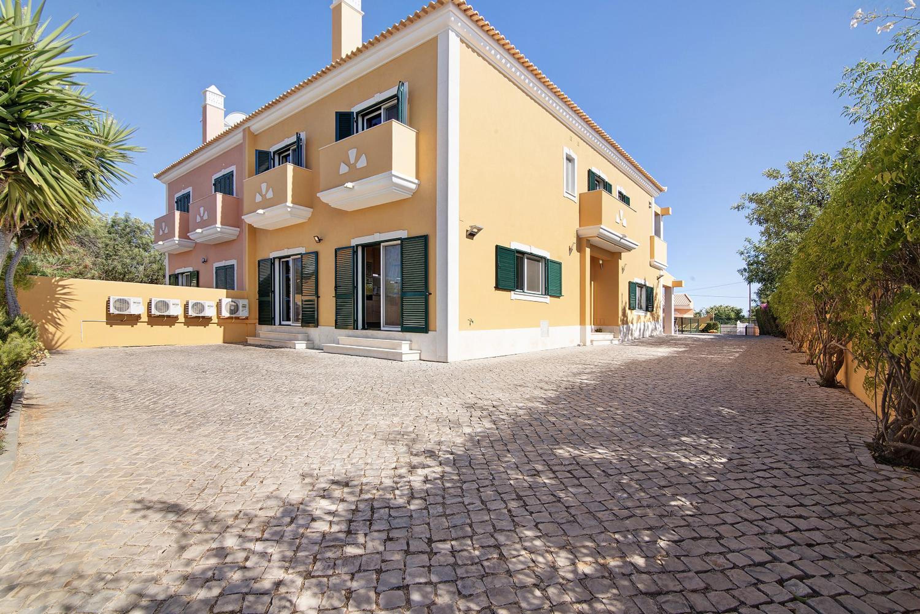 Almancil Vacations - Villa Luna - Property Image 17