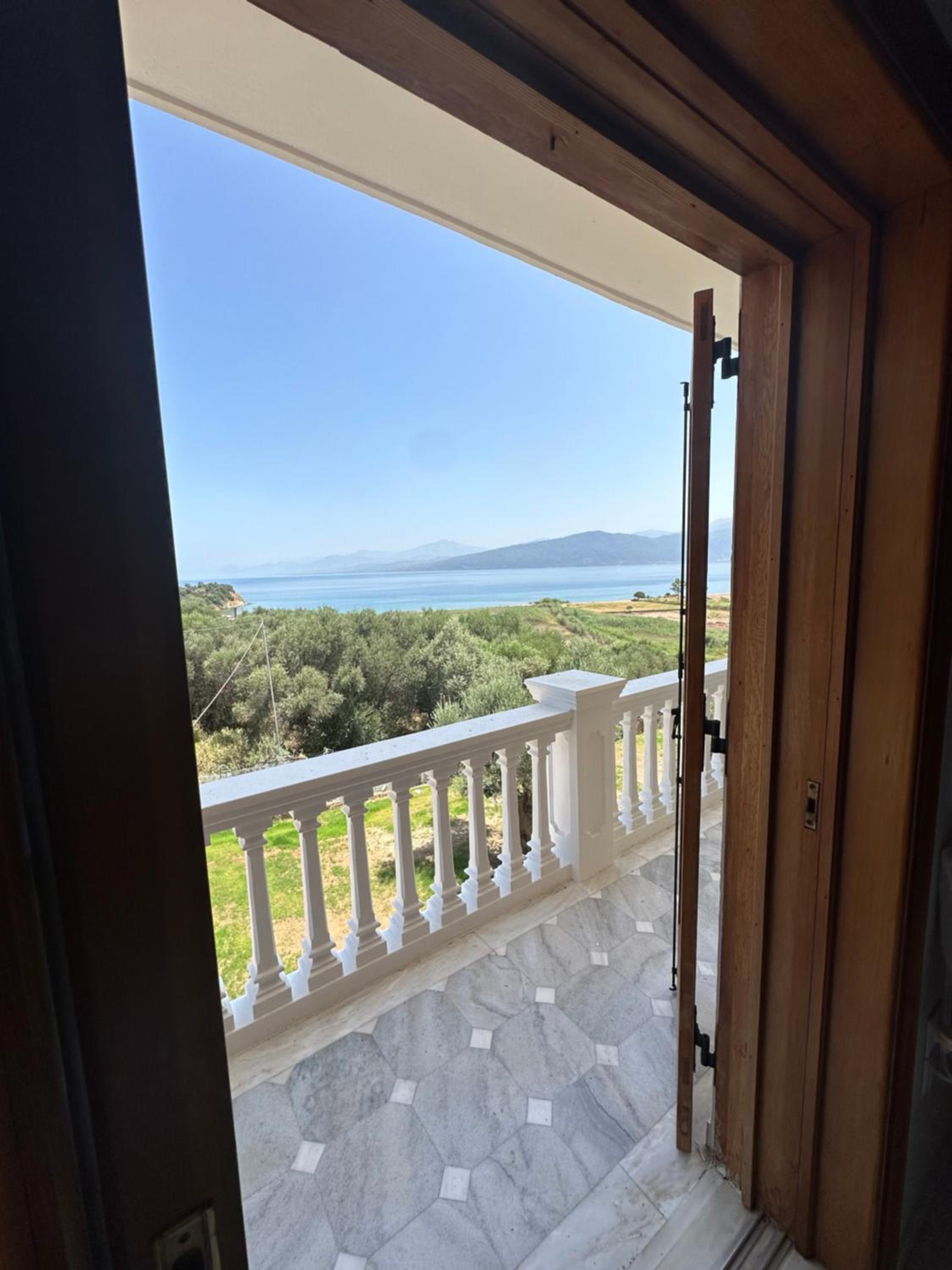 Majestic View Resort