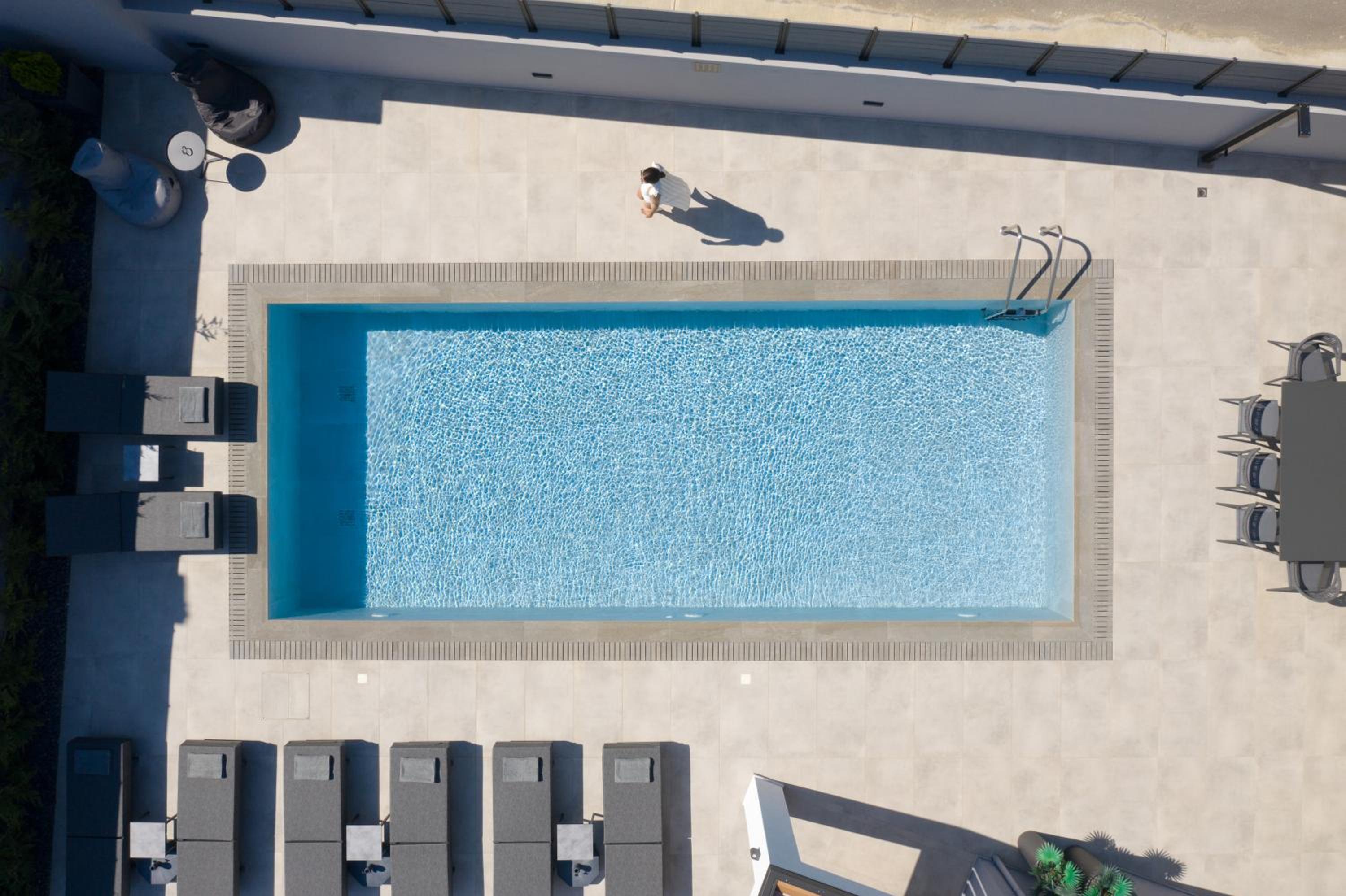 Monti Luxury Villa, with Heated Pool & Hot Tub view 3