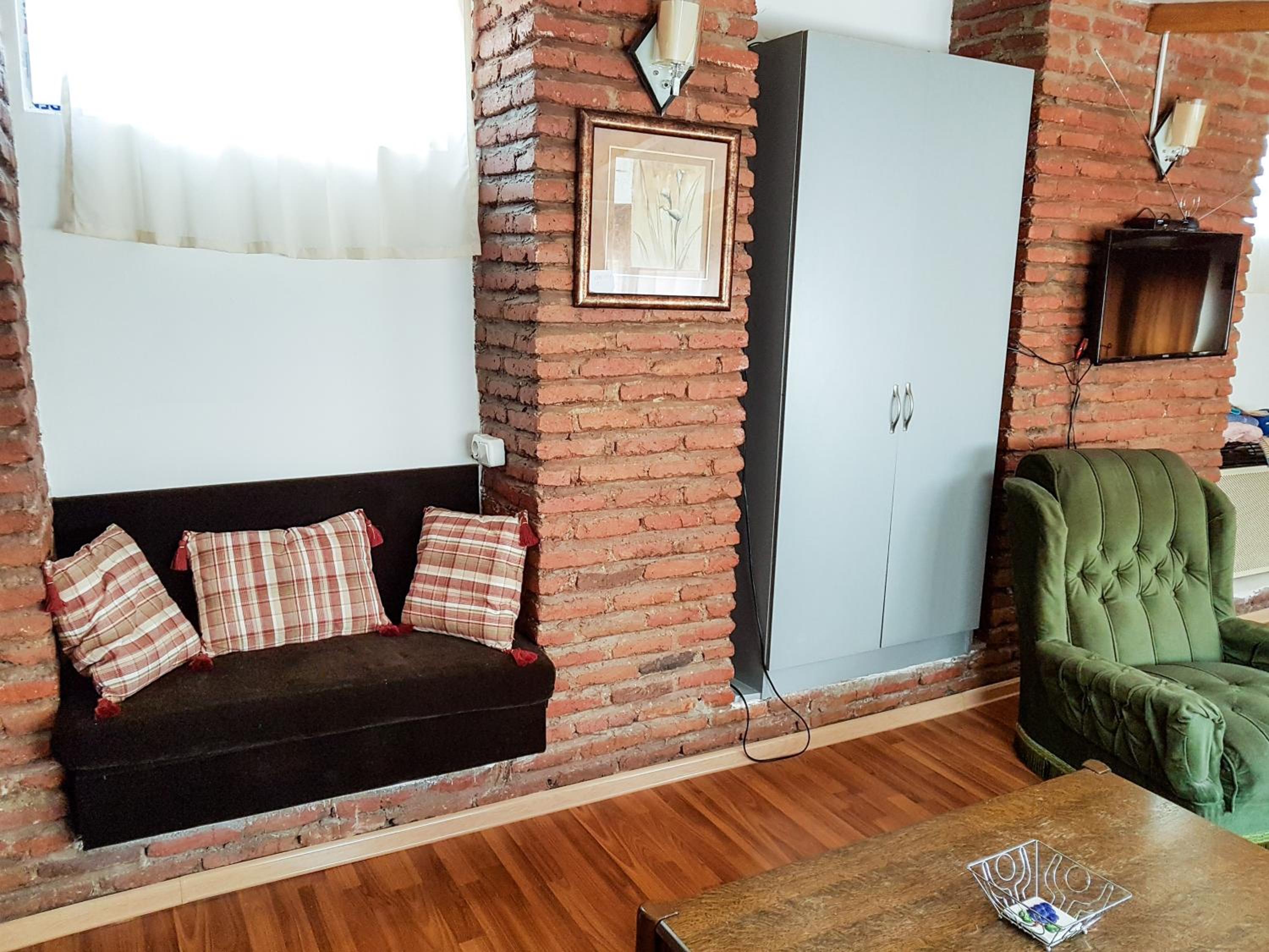 Luxury 2 Bedroom Suite Historical Tbilisi Center view 2