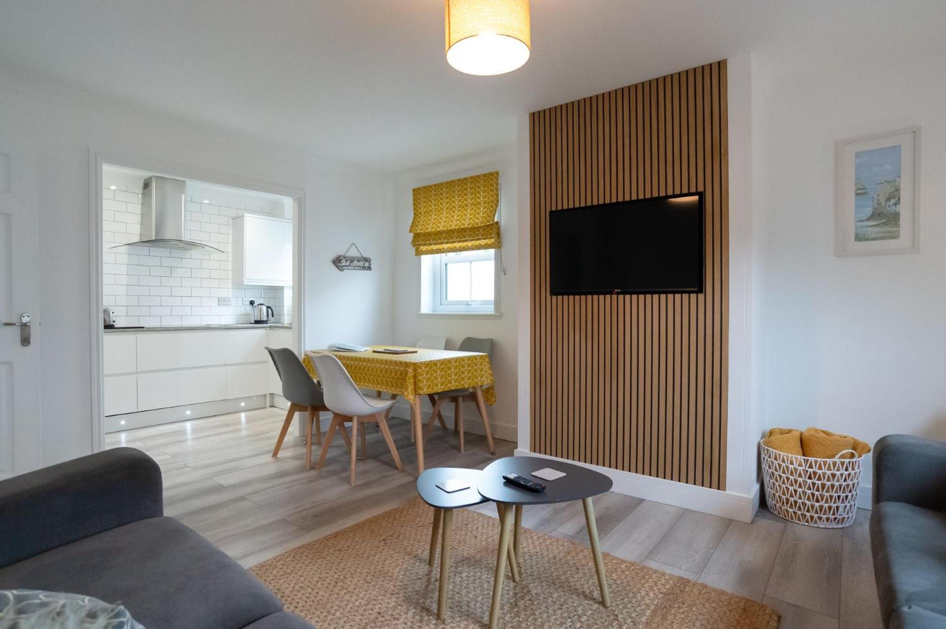 Bay Blue Apartments