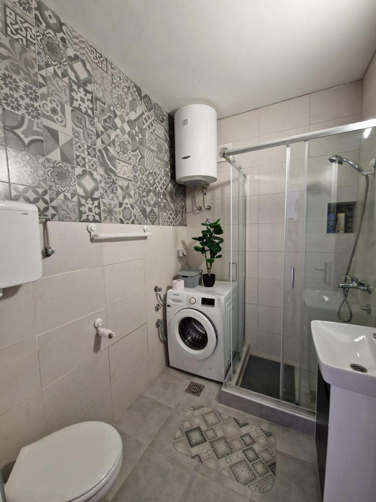 Apartman REA 1 view 5