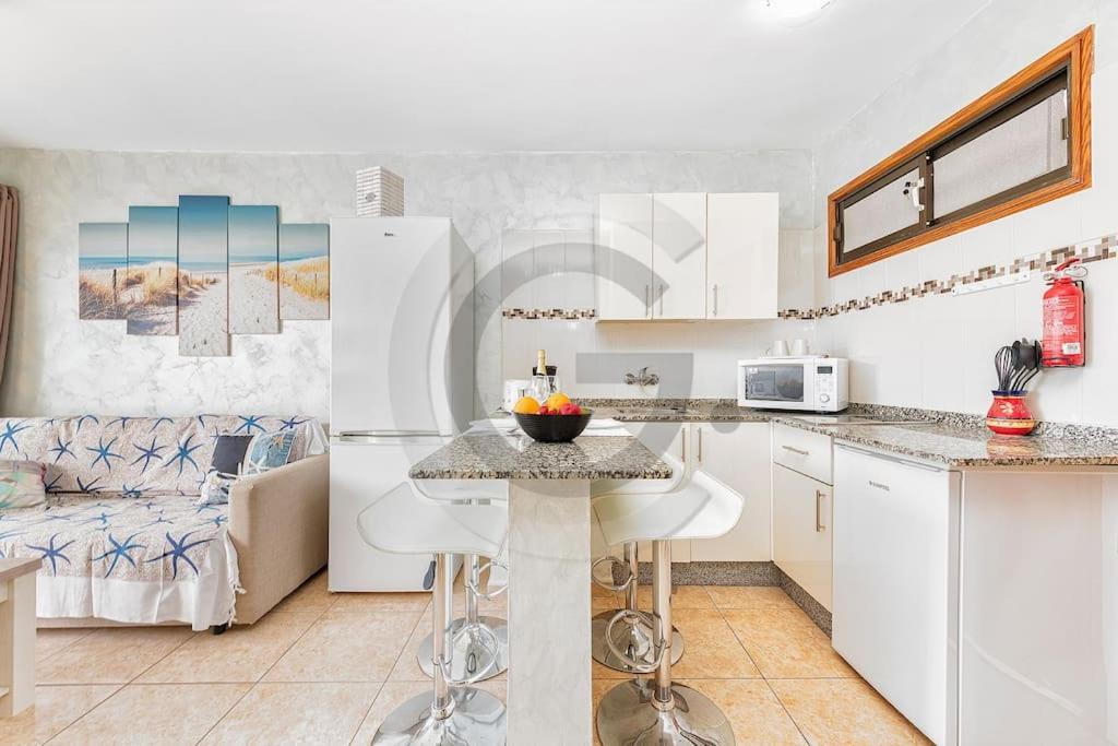 Cozy Corner en Mogán — kitchen