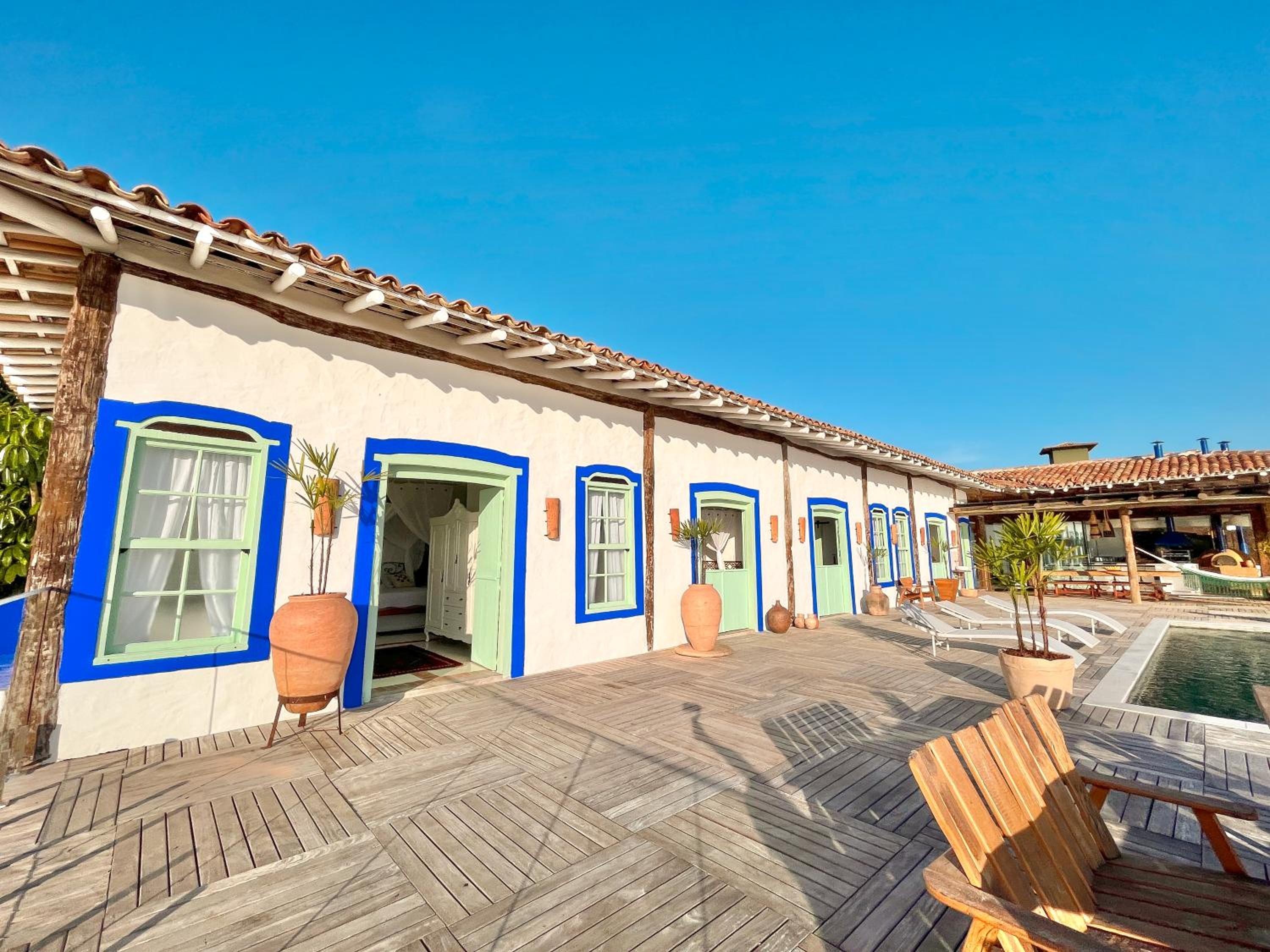 Blow Show Casa III Guest House