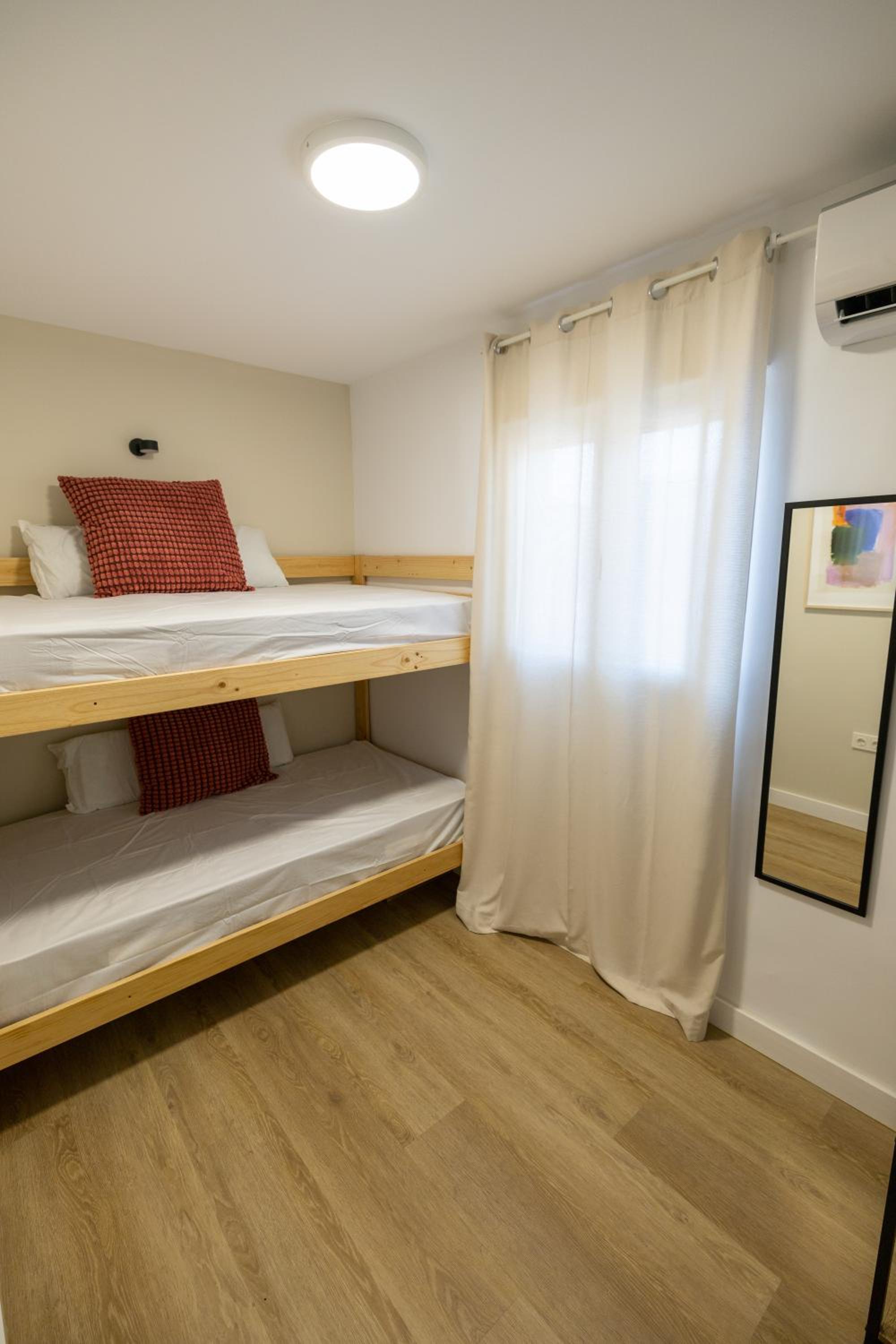 Hostal Royal Bliss