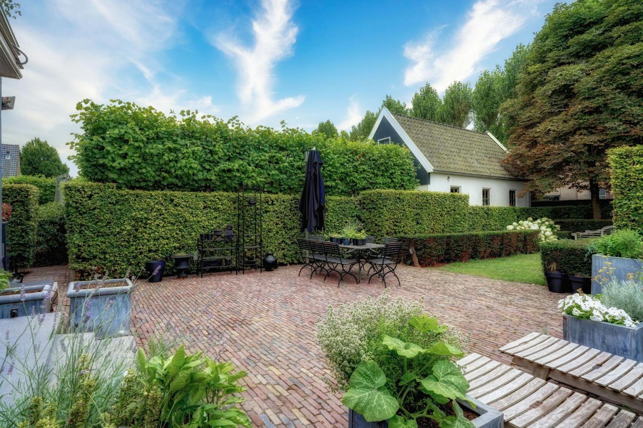 Amsterdam Mansion - The Studio view 5