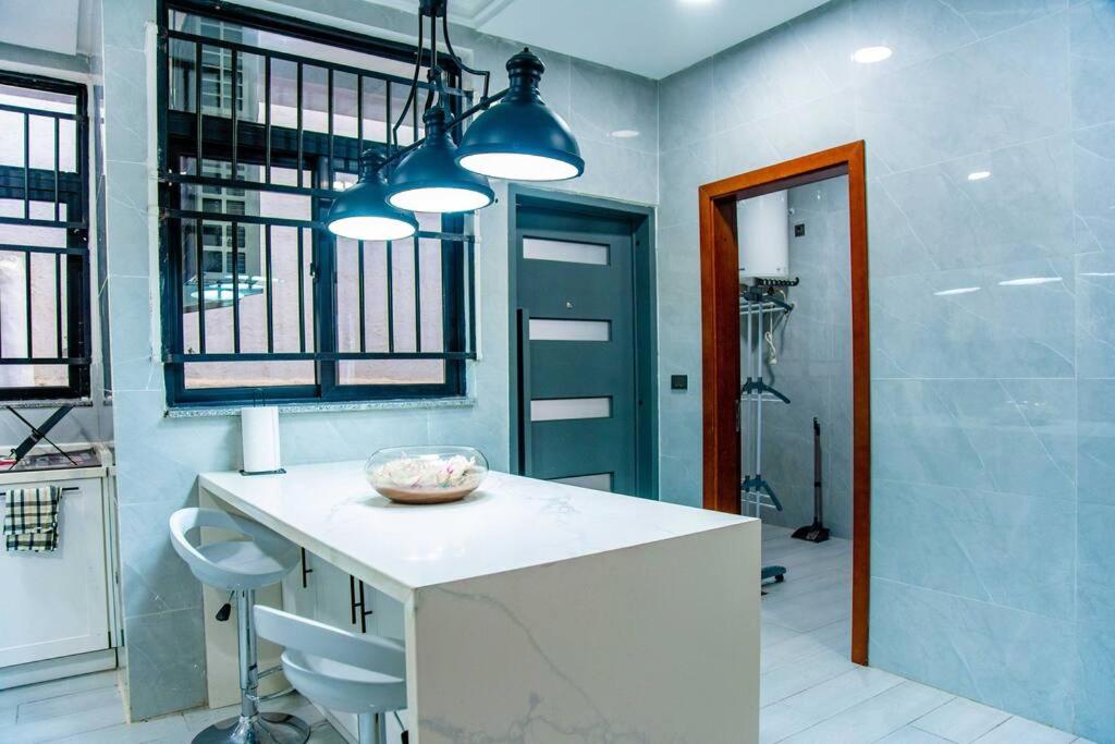 Y-twin apartments