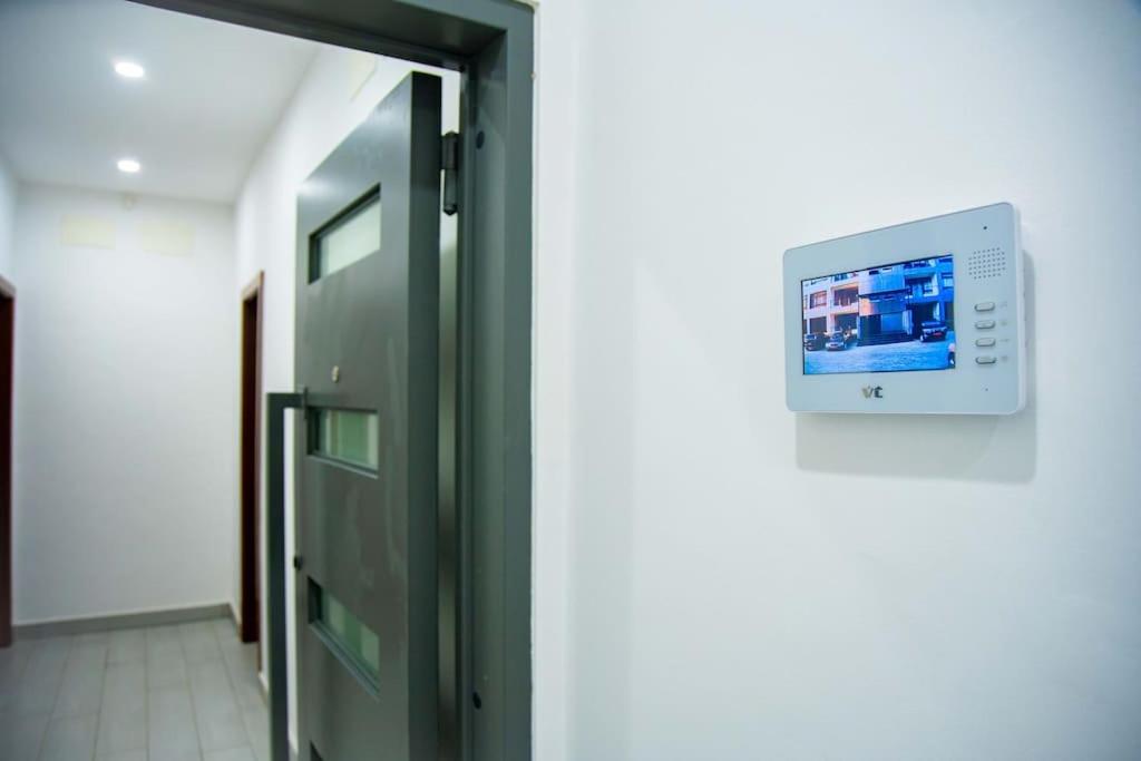 Y-twin apartments
