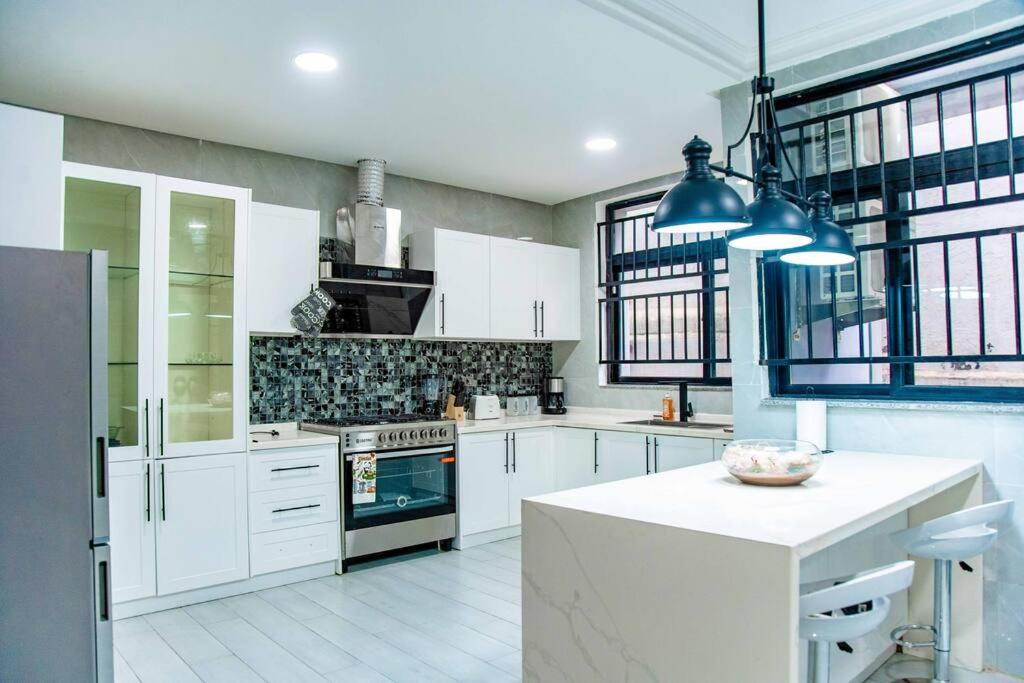 Y-twin apartments