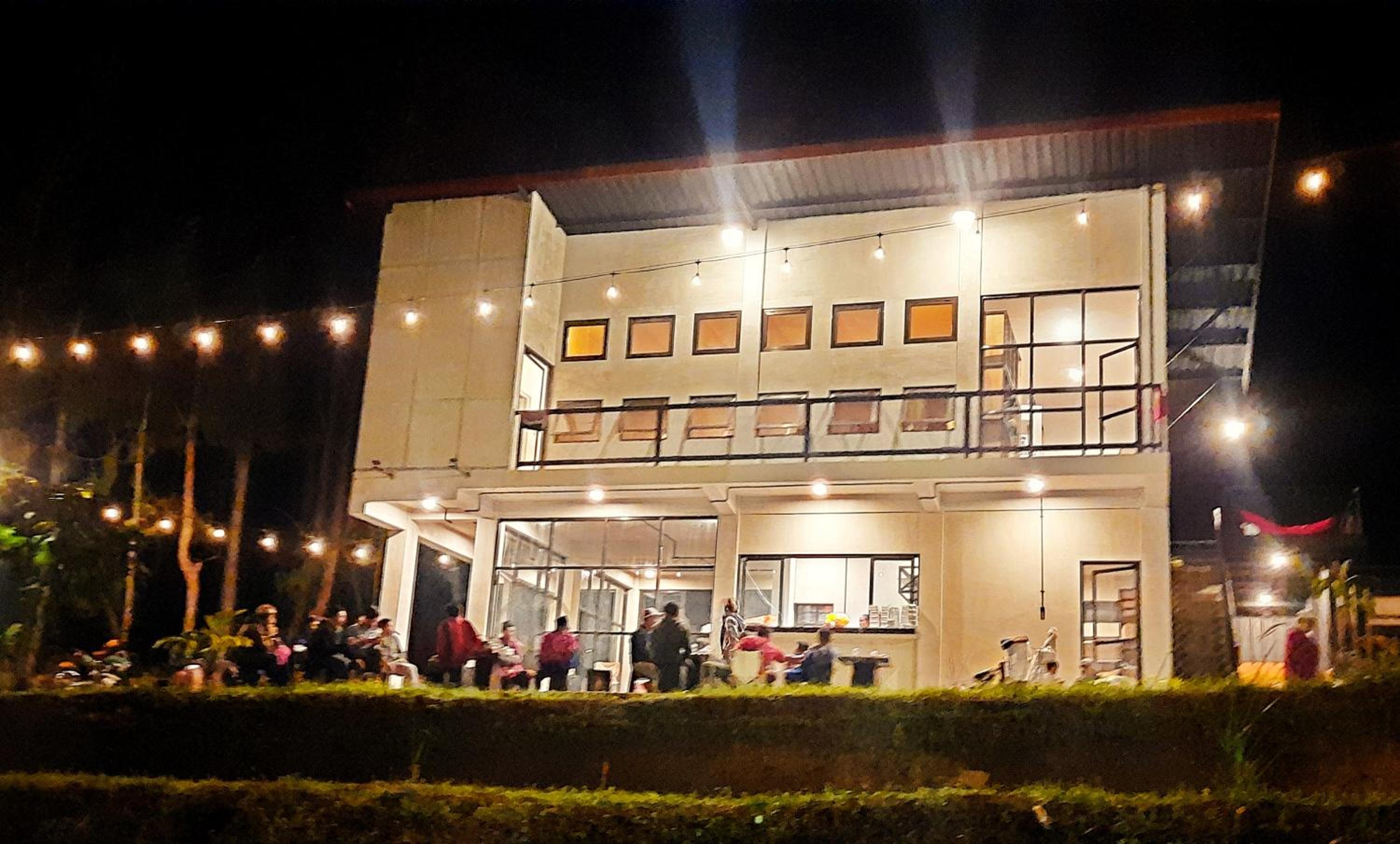 Bromo Dormitory view 5