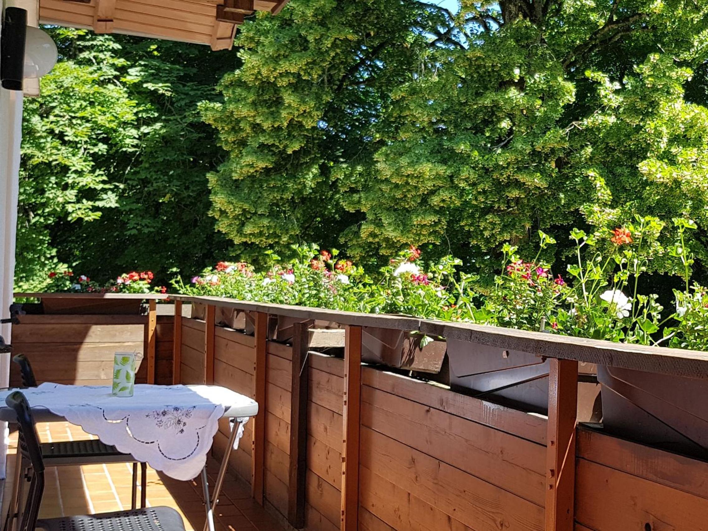Villa im Wald view 3