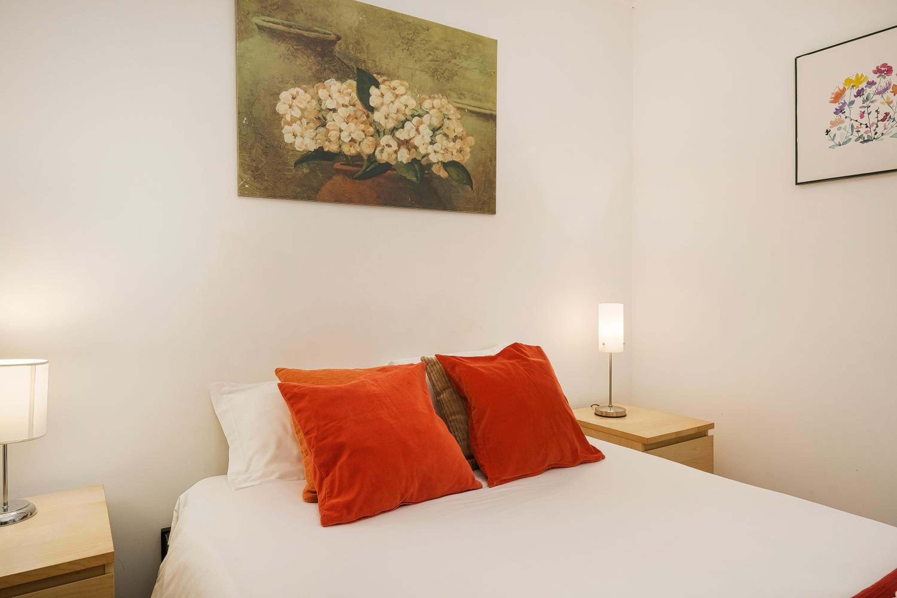 Lovely Bright Duplex - Prime Location view 5