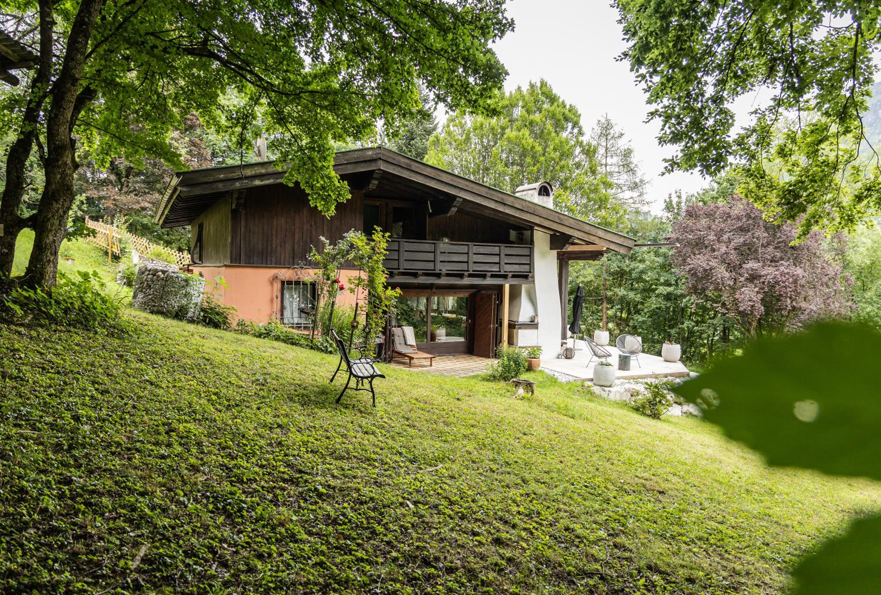 Alpin-Chalet in Alleinlage in Bad Ischl - Wald, Kamin, Sauna und Badeplatz