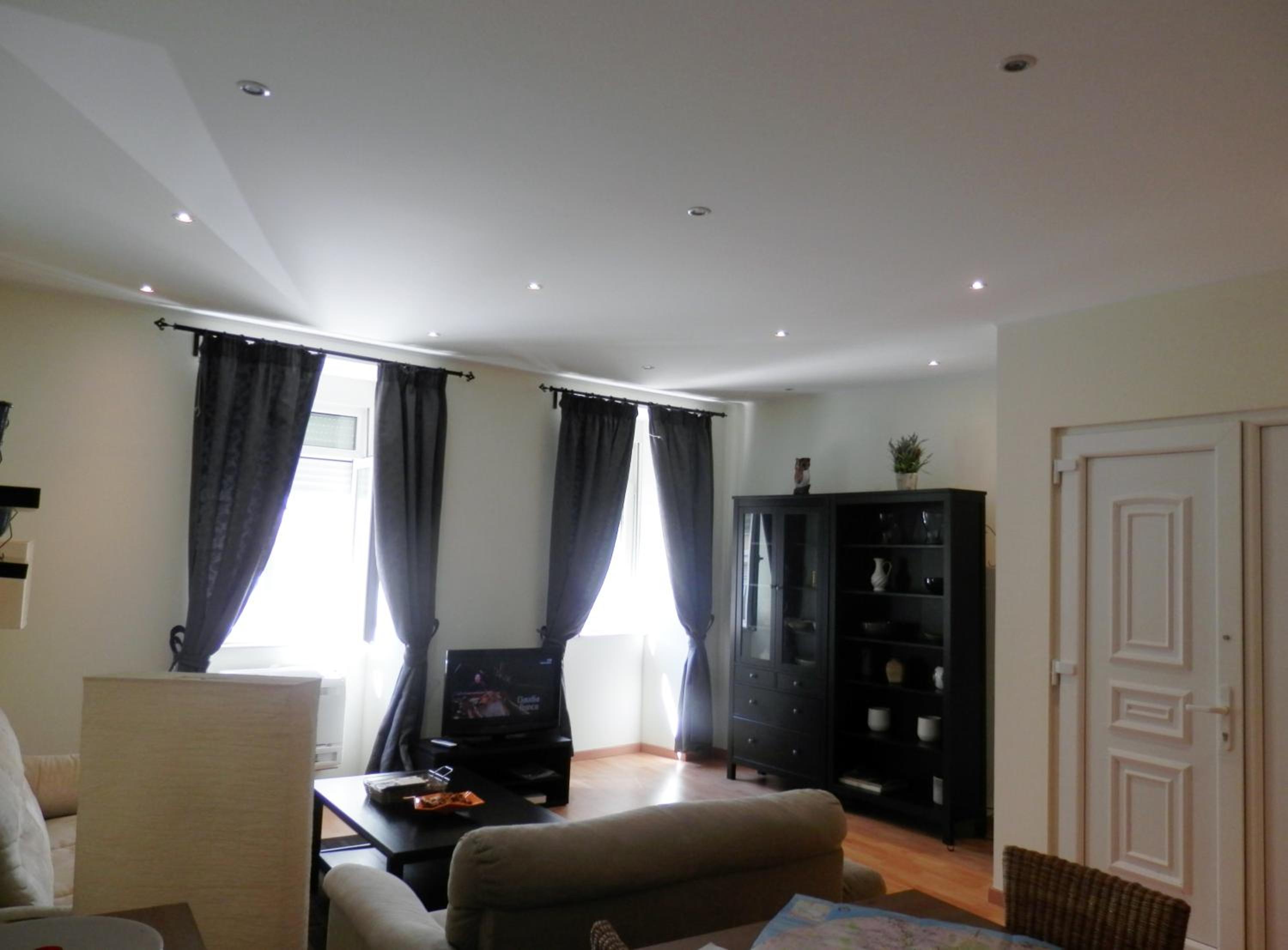 Downtown, Cozy Apartment In Lisbon view 3