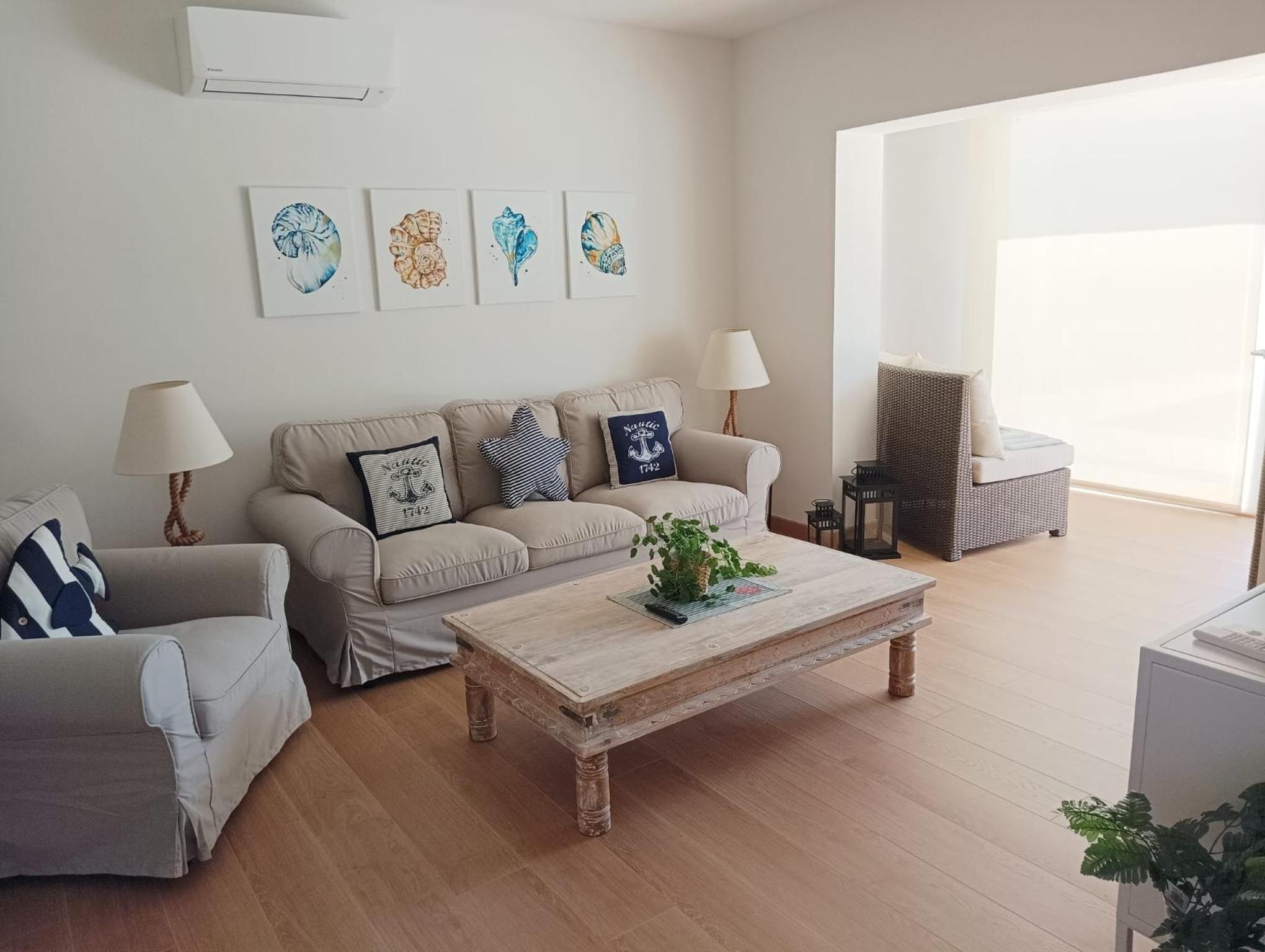 Leng Vacation Home
