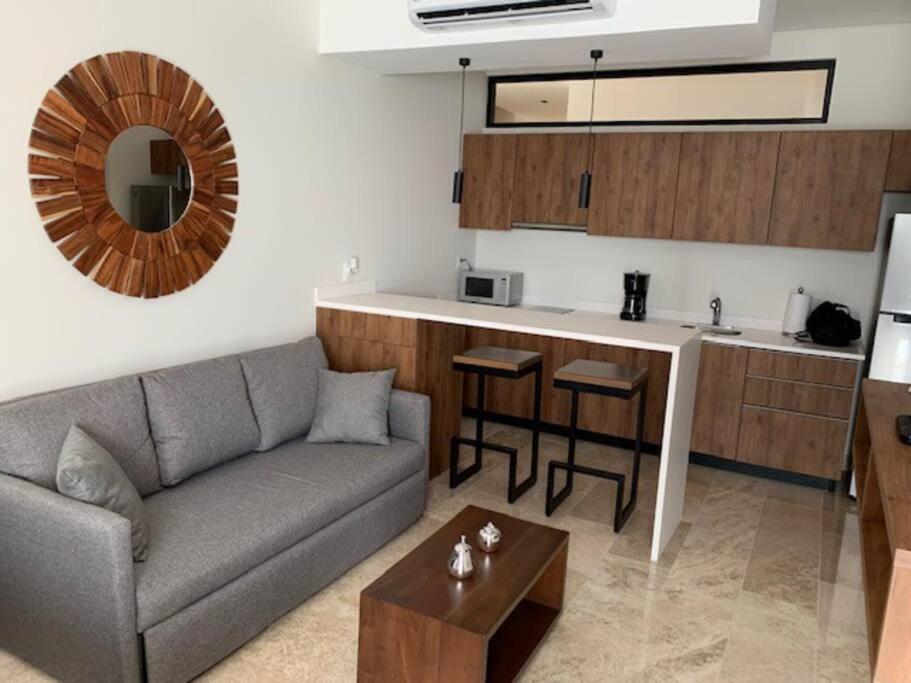 Find the way, find yourself. Namaste! GIADA 302B view 5