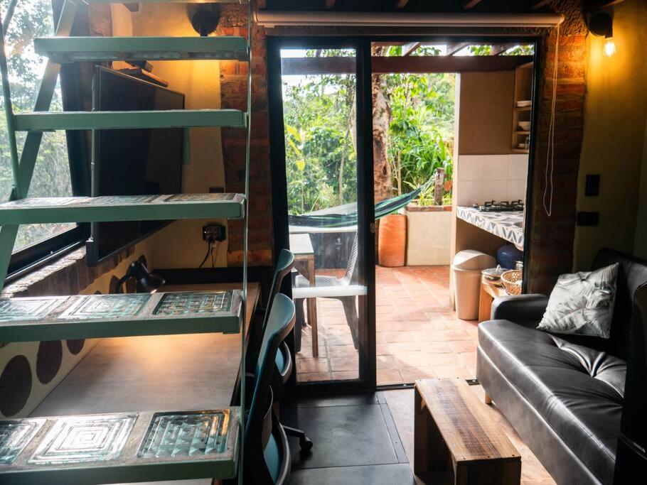 La Casita del Bosque, Minicasa totalmente equipada, con tina y agua caliente