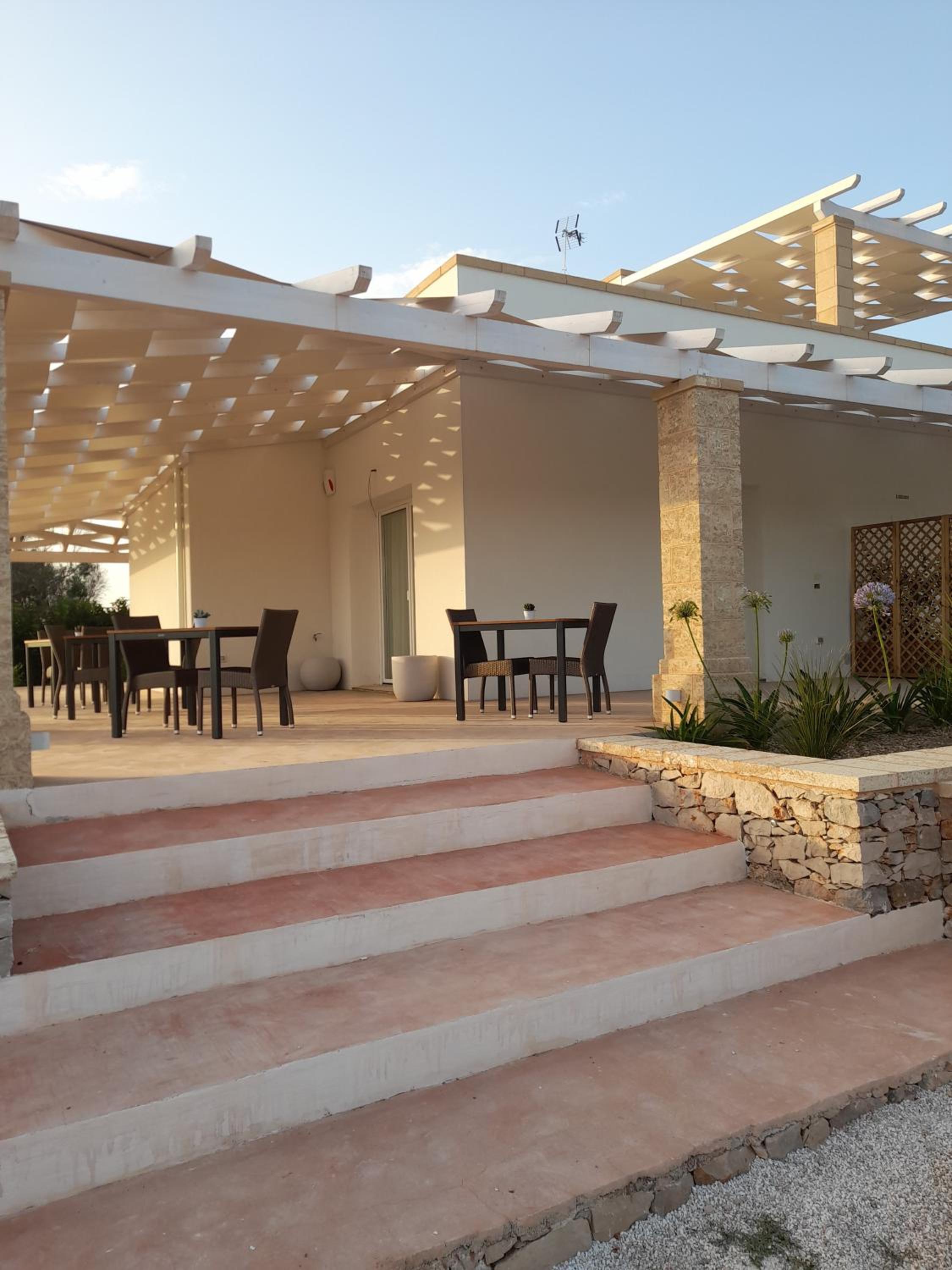 B&B MARRELLA view 4