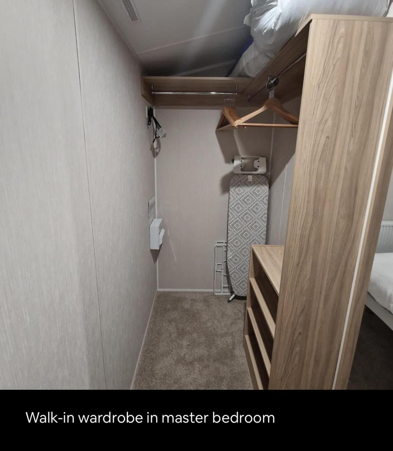Luxury Static Caravan Sleeps 6 Coopers Beach view 3