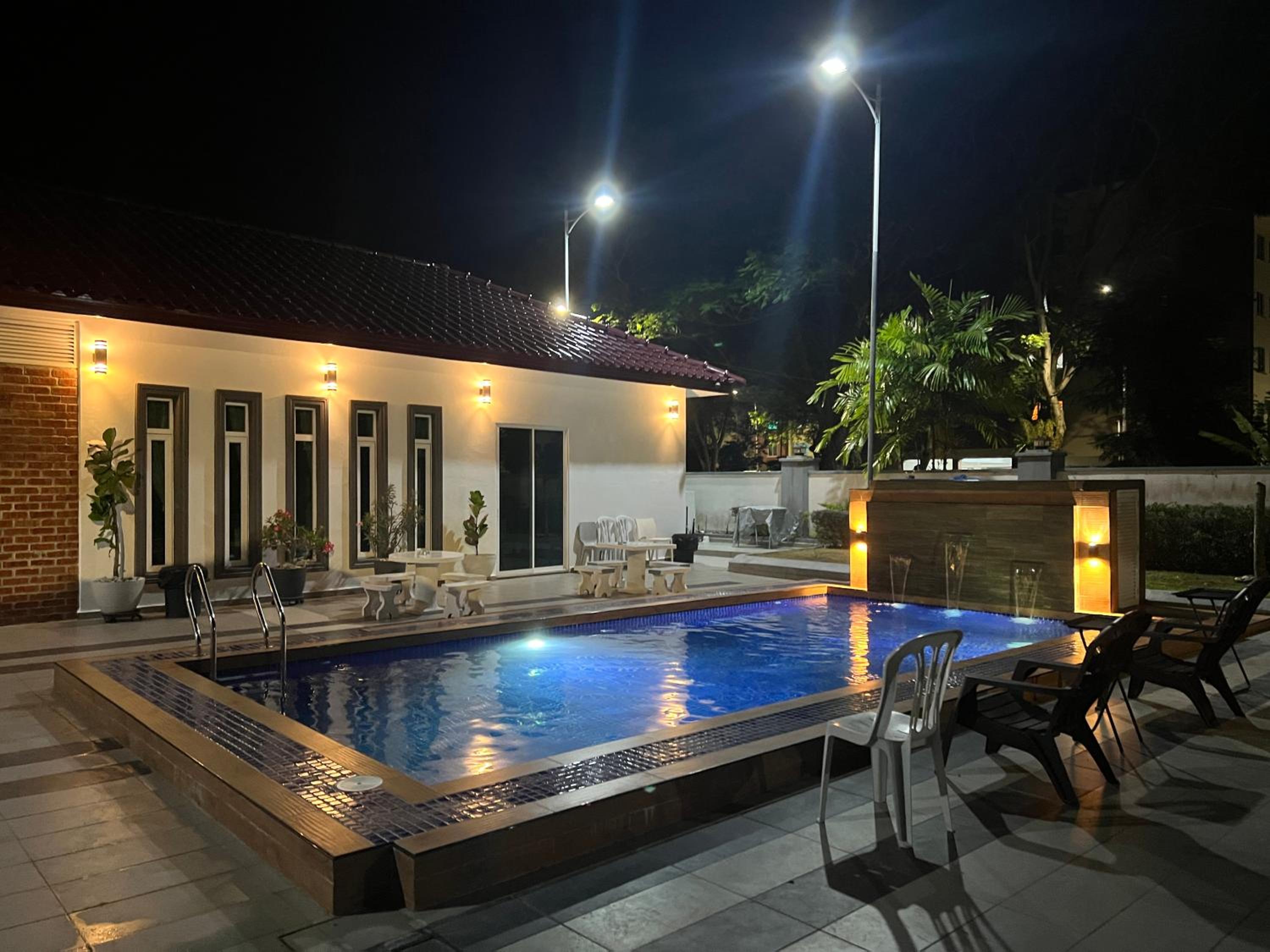 HOMESTAY TERATAK AZIZAH RAHMAN Melaka photo 2