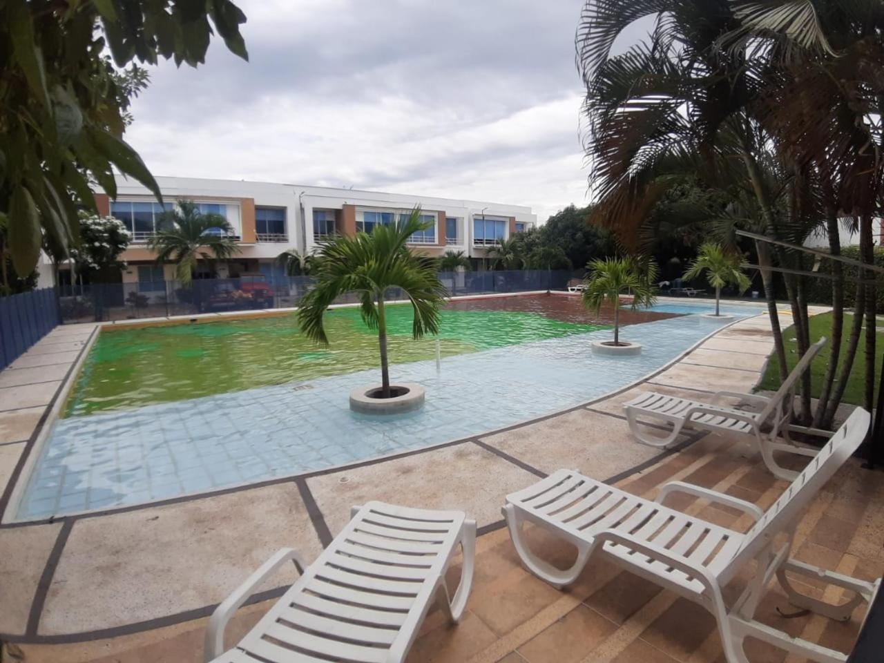 CASA EN GIRARDOT