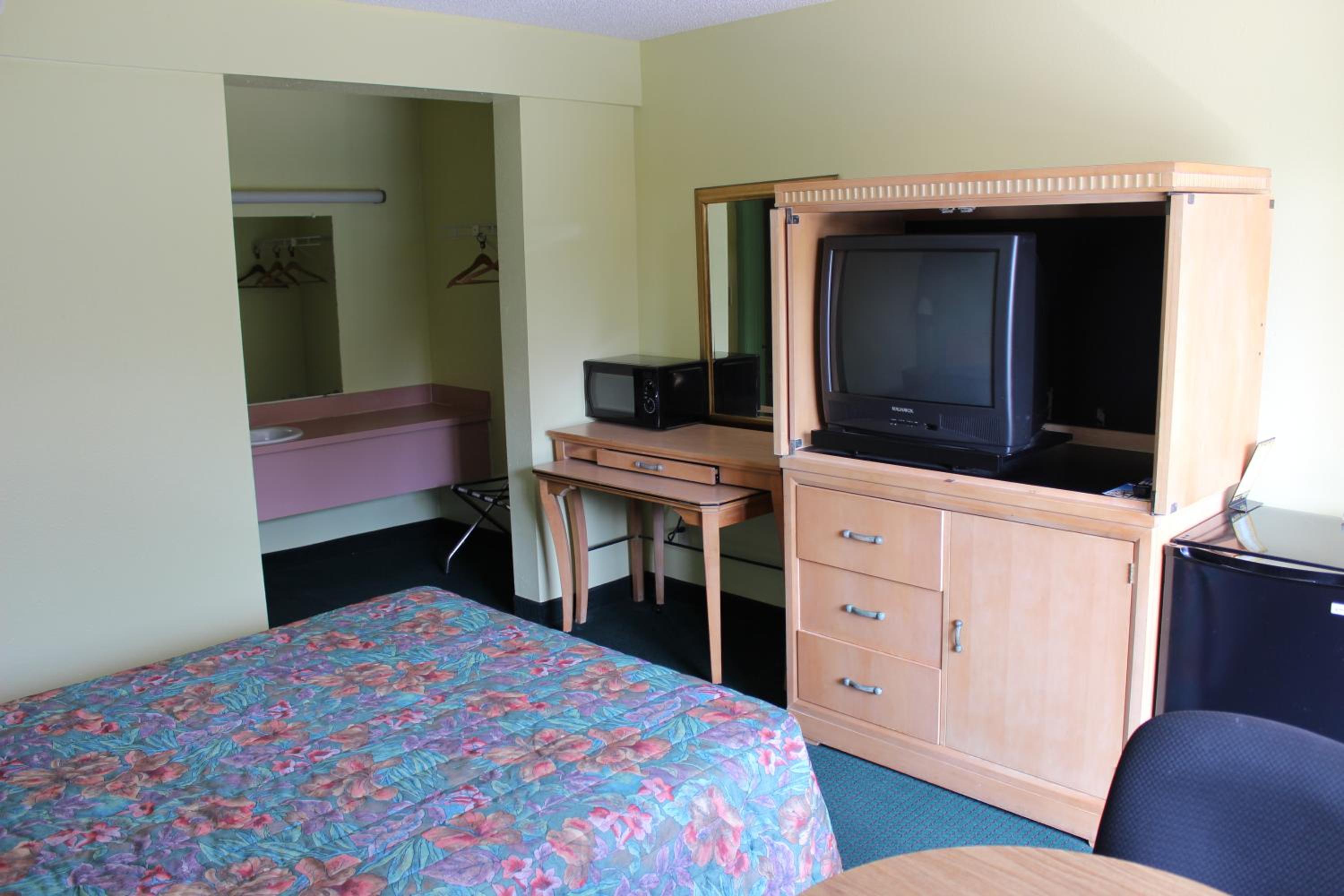 Travelers Inn Gainesville