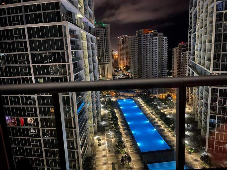 Iconbrickell