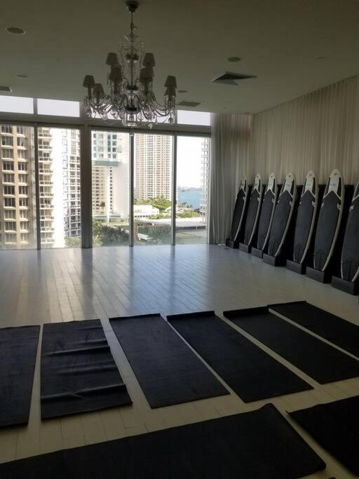 Iconbrickell
