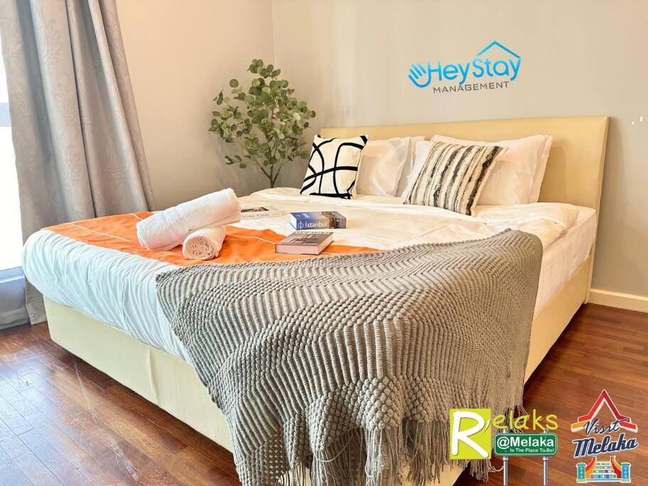 The Shore Residence DirectShopping By Heystay Management photo 3