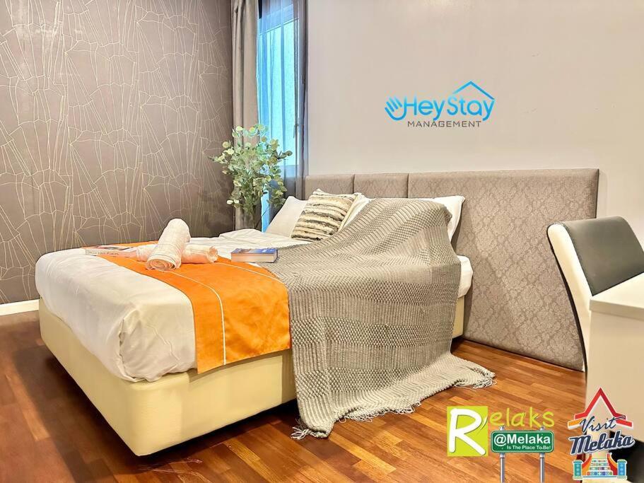 The Shore Residence DirectShopping By Heystay Management photo 4