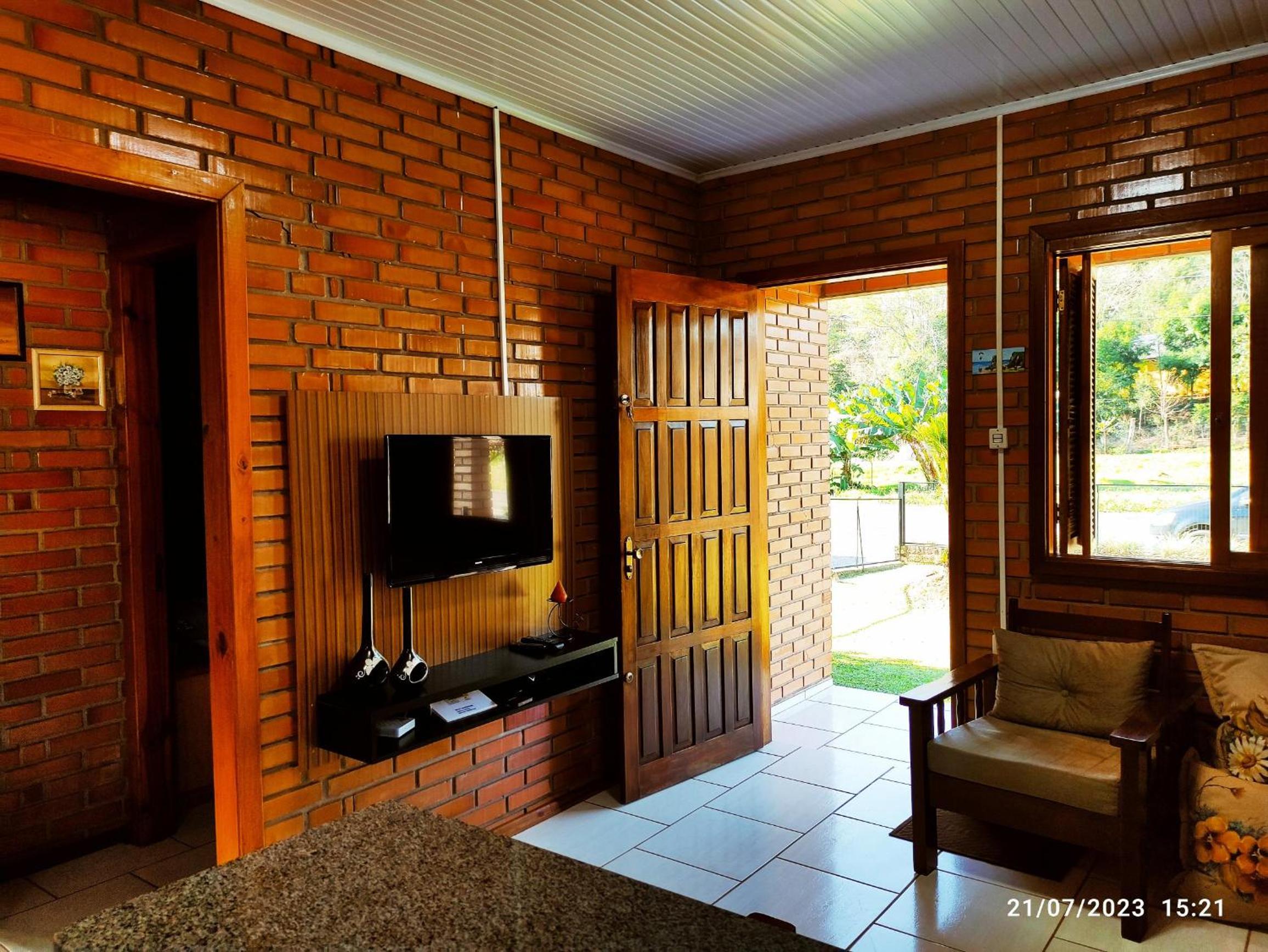 Casa de campo com acesso ao Rio
