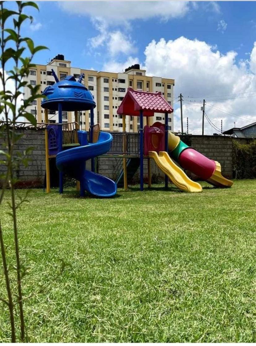 Lux Suites Racecourse Gardens Studio Apartments