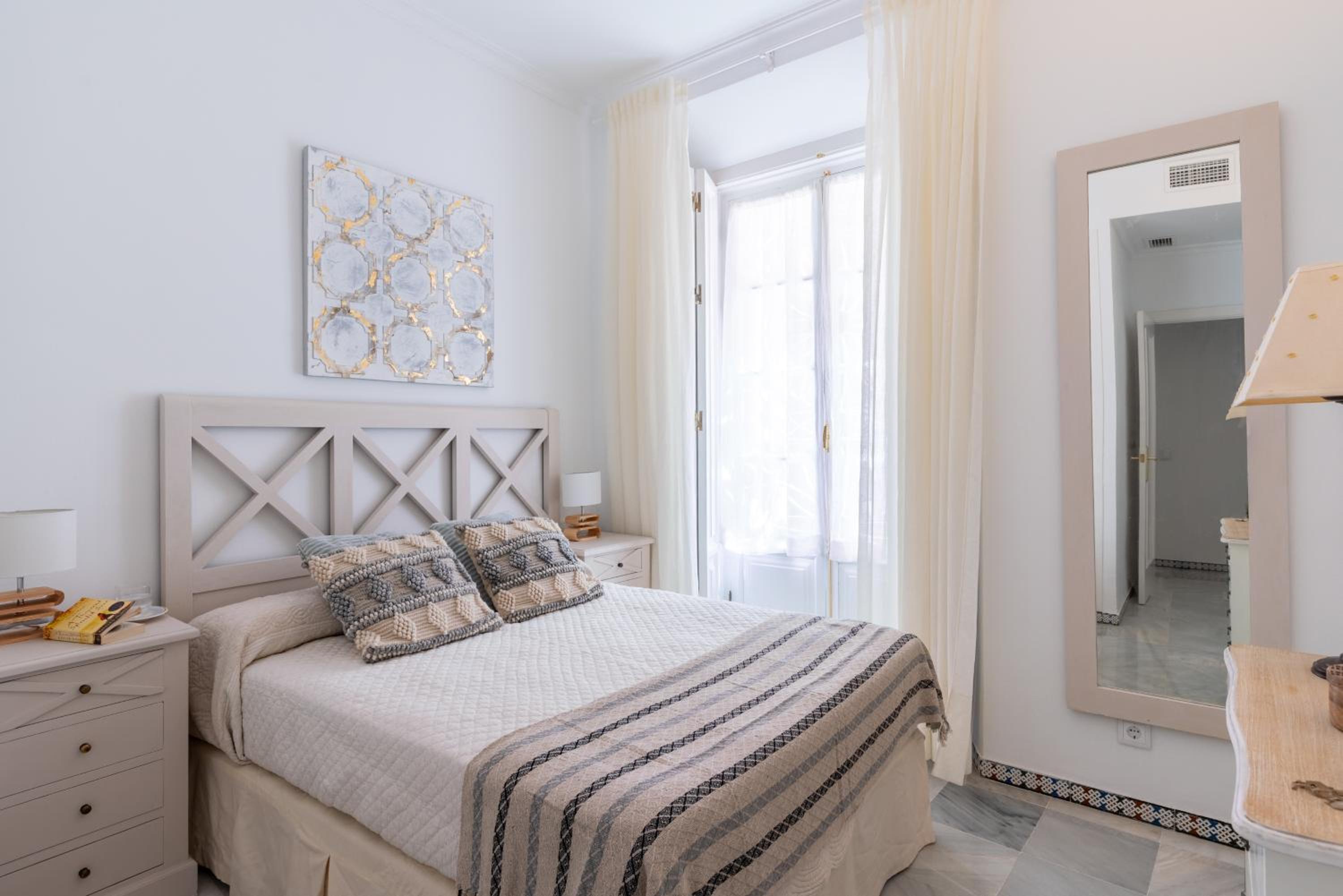Apartamentos RG Suite Conteros Catedral