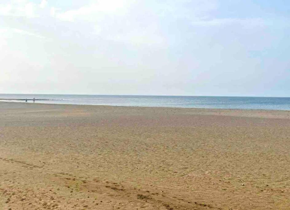 CASA MESANA Nuevo cama King size en playa con AIRE ACONDICIONADO