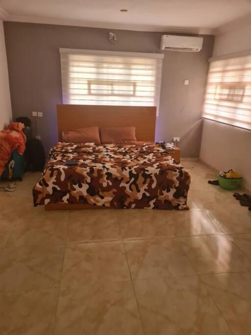 Chic 4 Bed bungalow Oluyole Akala express Ibadan