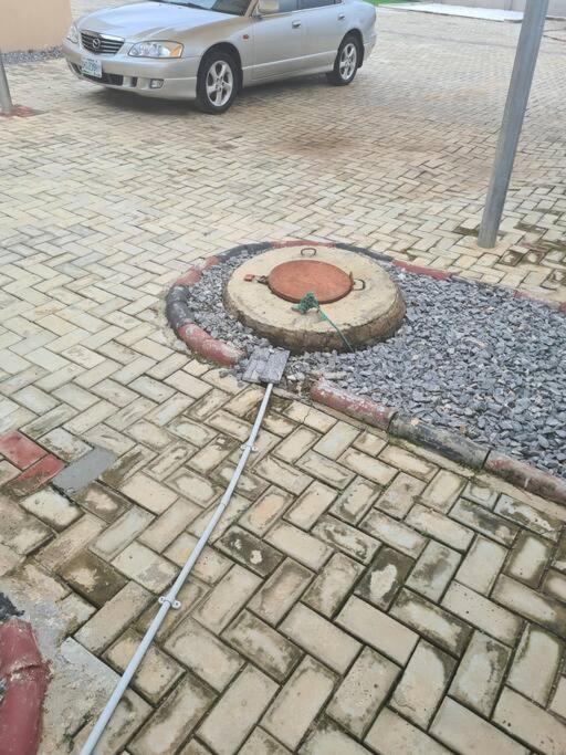 Chic 4 Bed bungalow Oluyole Akala express Ibadan