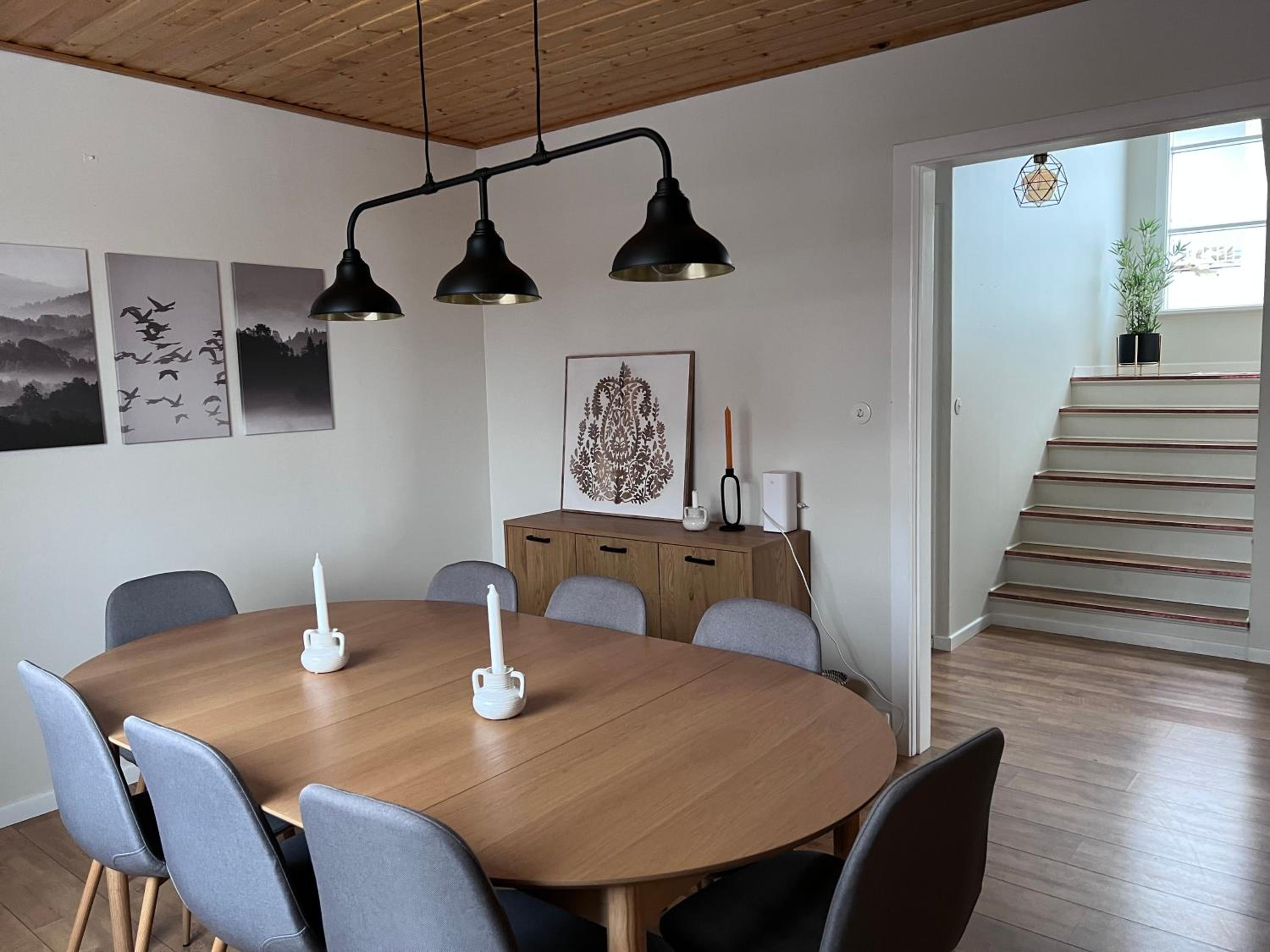 LL Properties - Spacious Historic Home