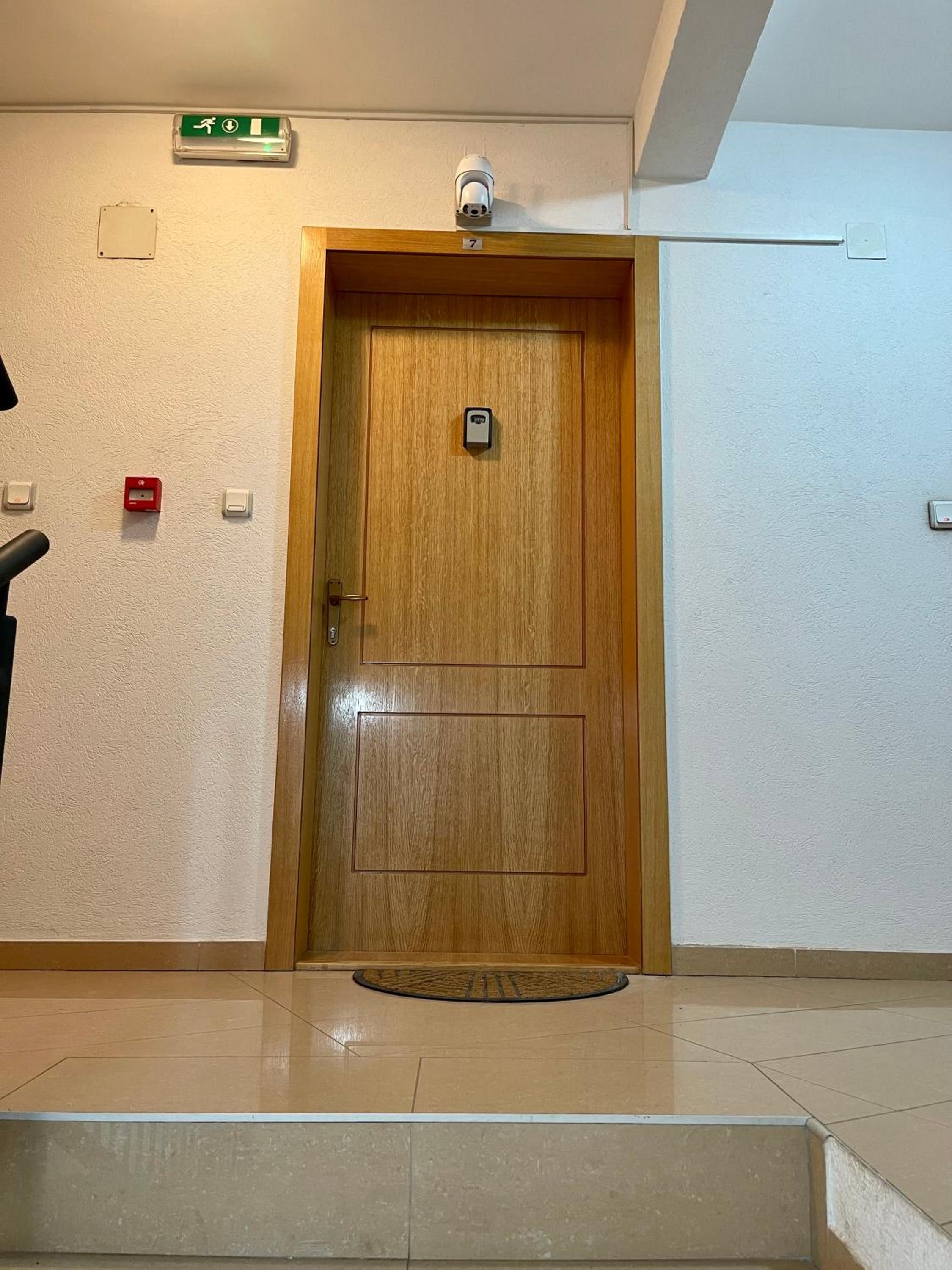 Hrast Apartman Vrnjacka Banja