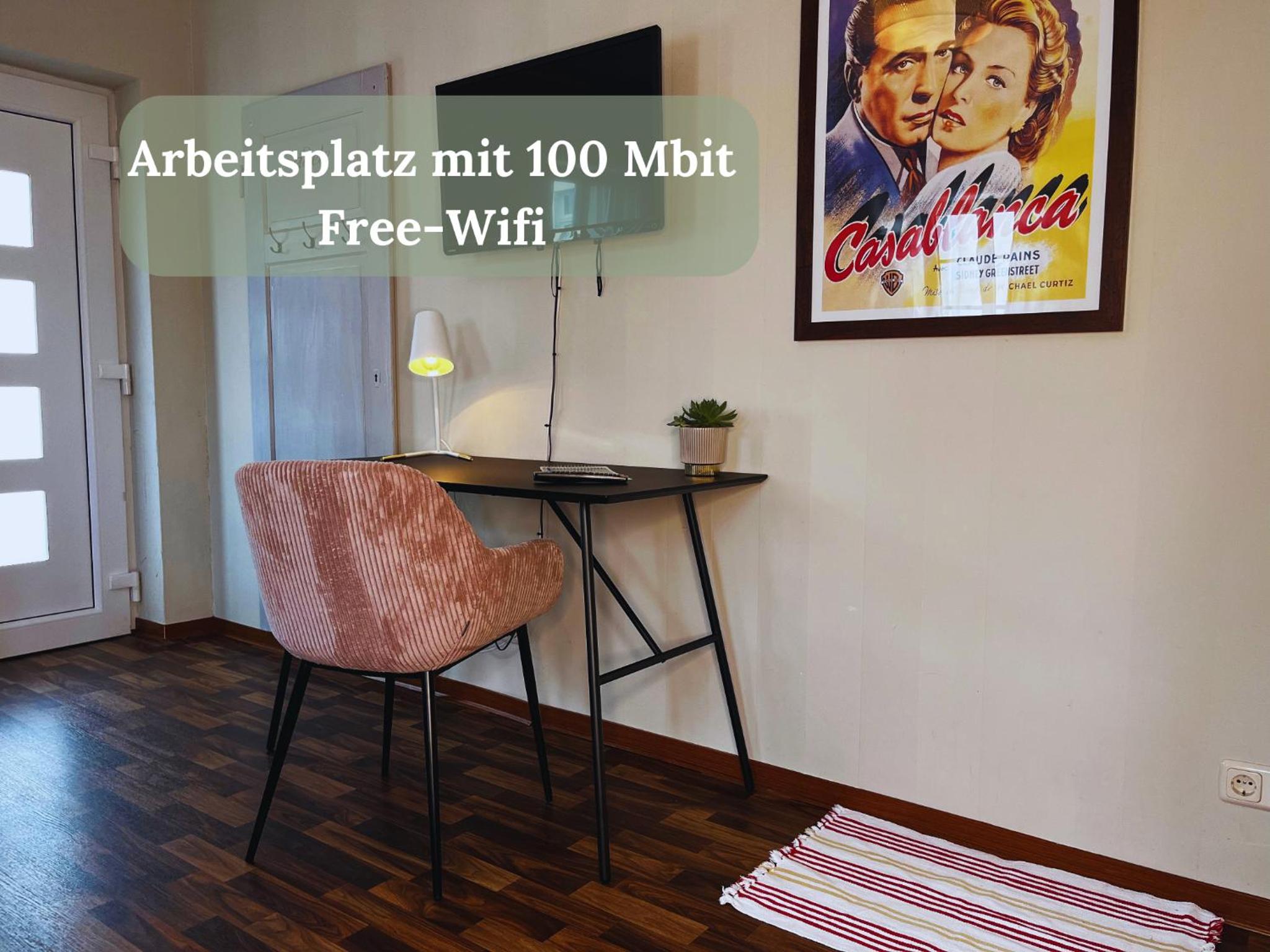 Pension Adele - Ruhig, direkt am Elberadweg & Badesee mit Balkon