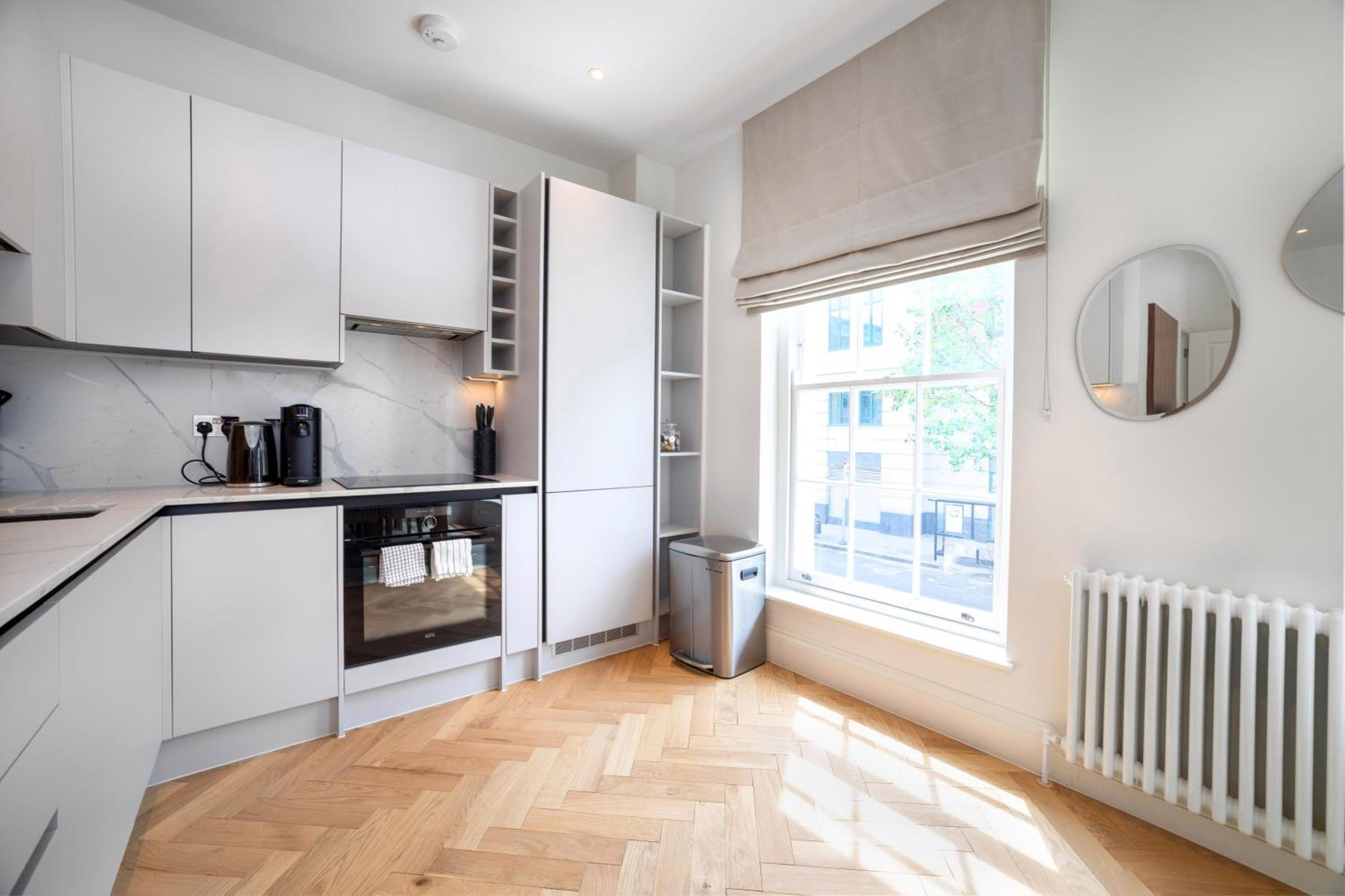 3 Bedroom flat with Terrace in Central London