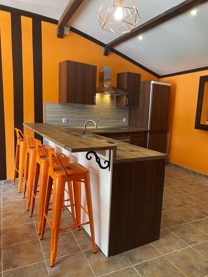 Finca con dos casas rurales