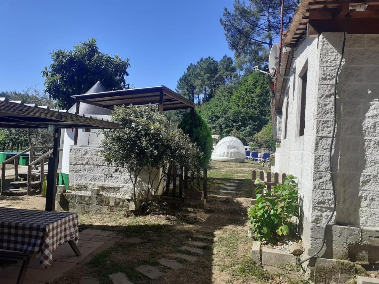 Finca con dos casas rurales