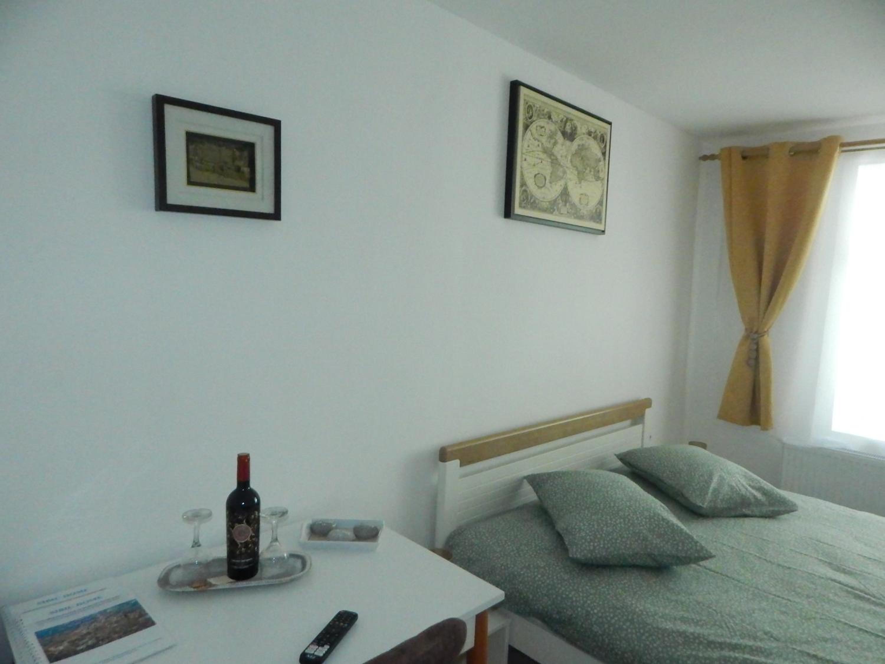 Photo 52