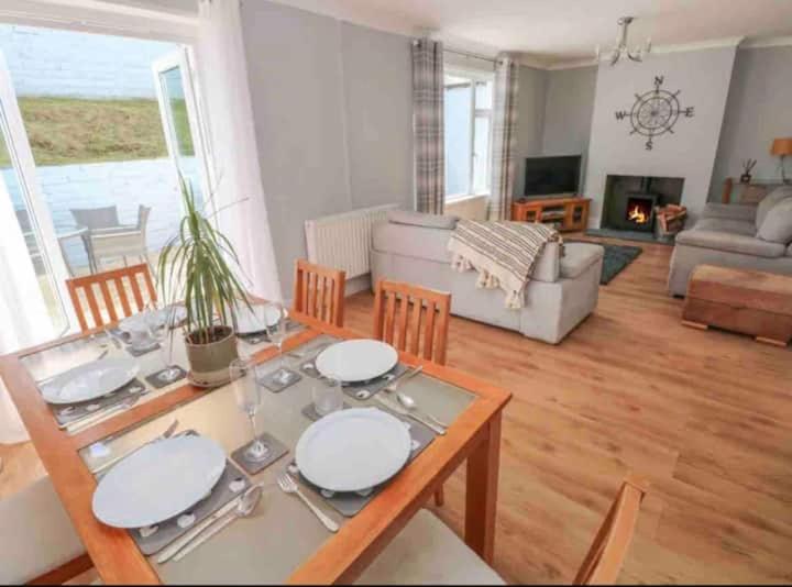 Afan house