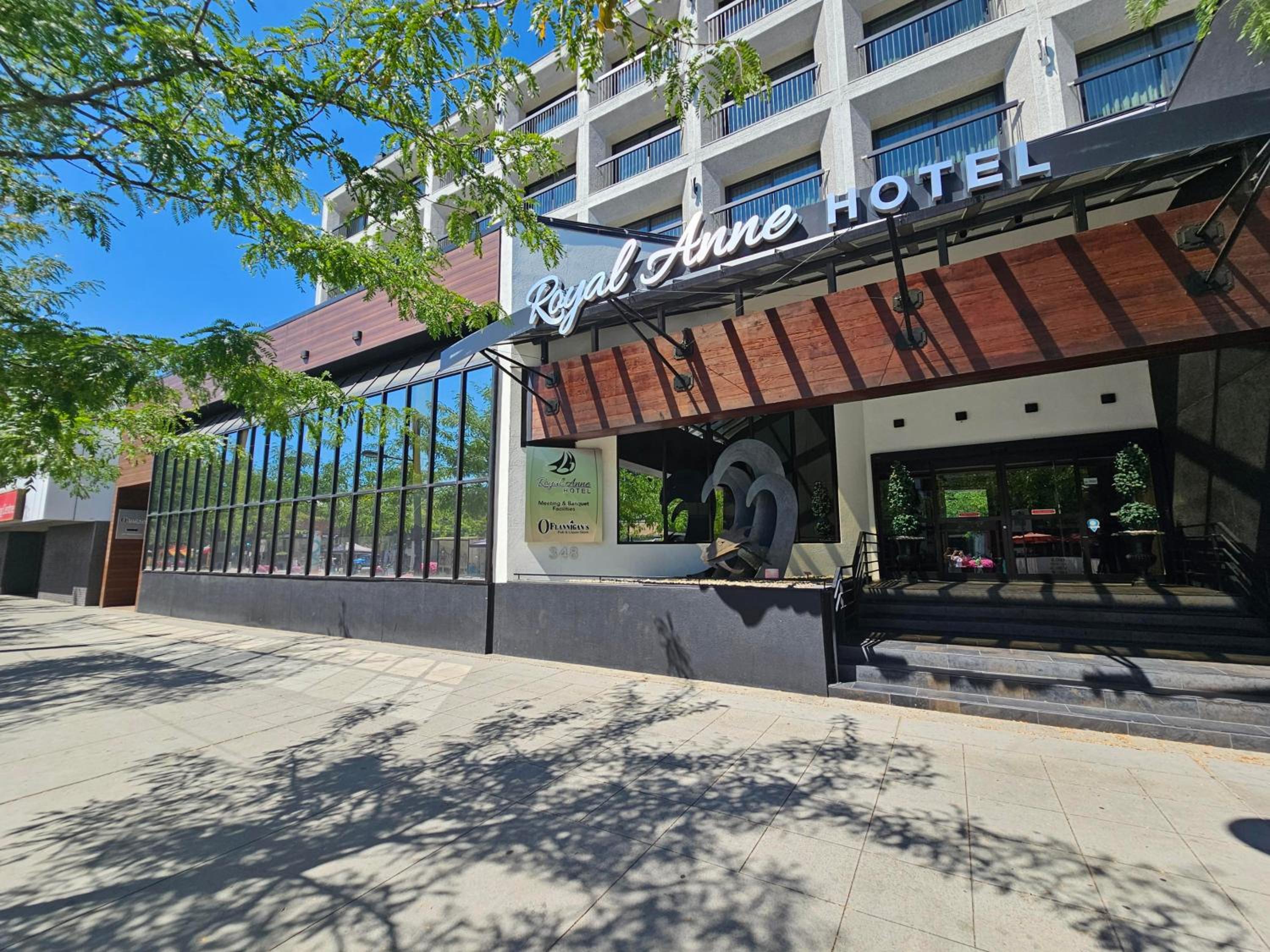Kelowna Vacations - The Royal Anne Hotel - Property Image 1