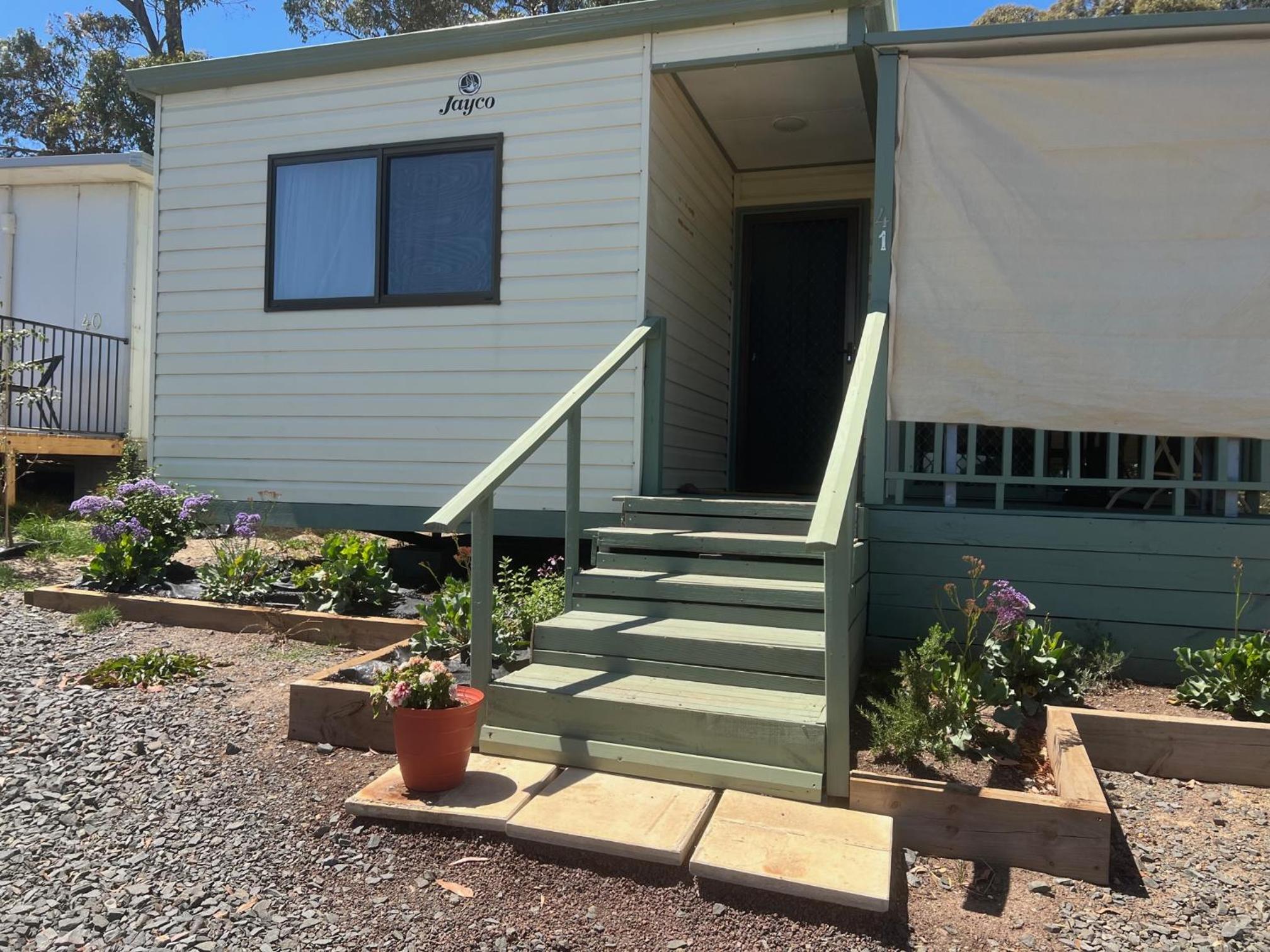 Woodmans Hill Motel