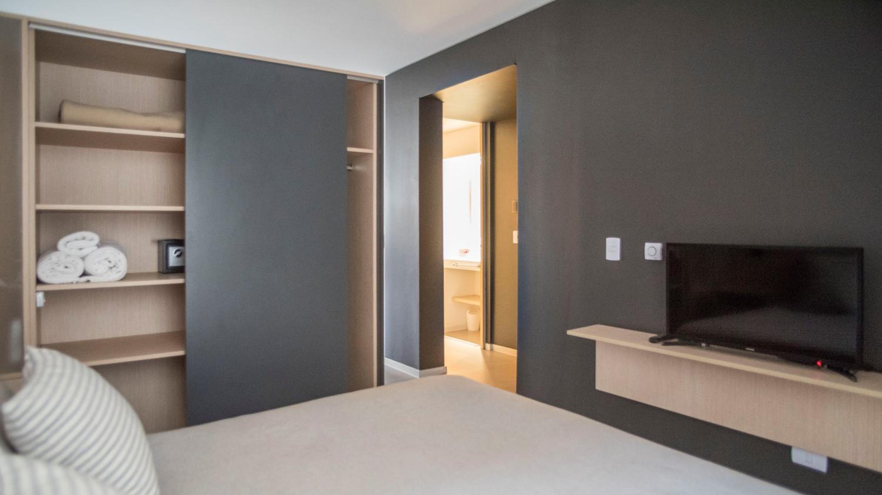 Grid Suites Charcas