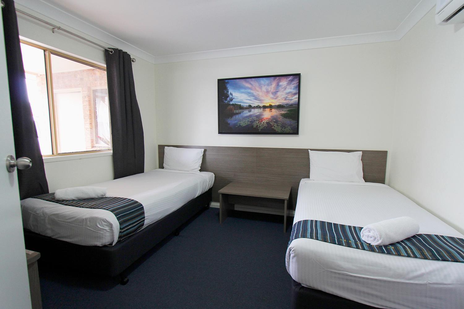 Sugar Country Motor Inn