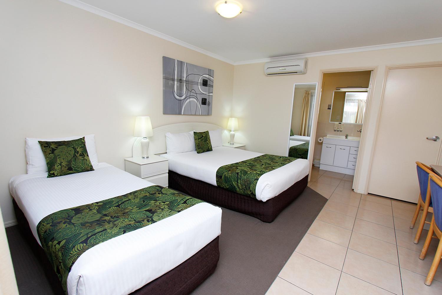 The Palms Motel